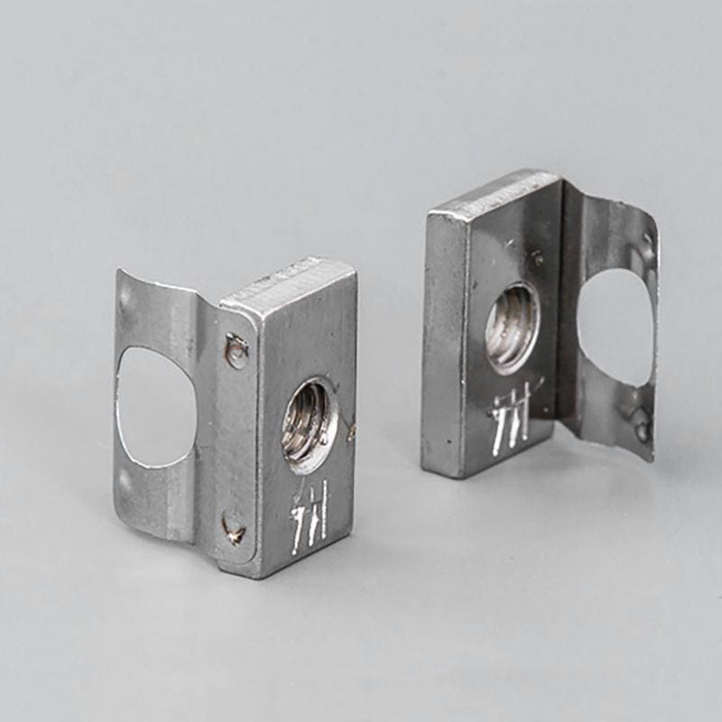 NVENT HOFFMAN - SET DI DADI ELASTICI M4