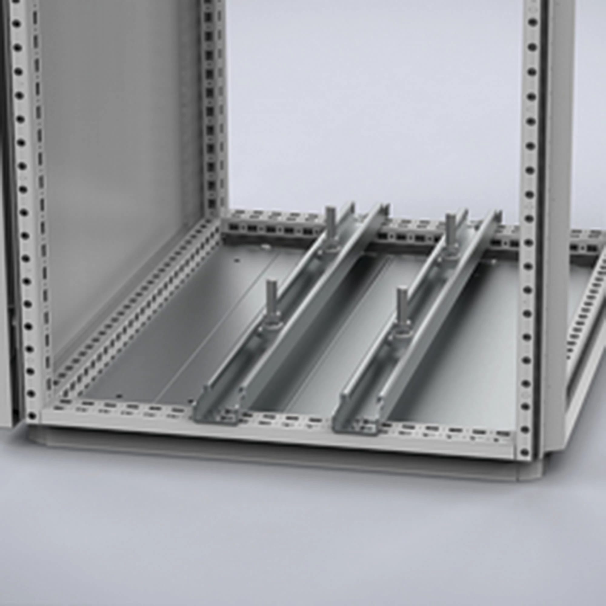 NVENT HOFFMAN - BARRE PER IMP. PESANTI 600