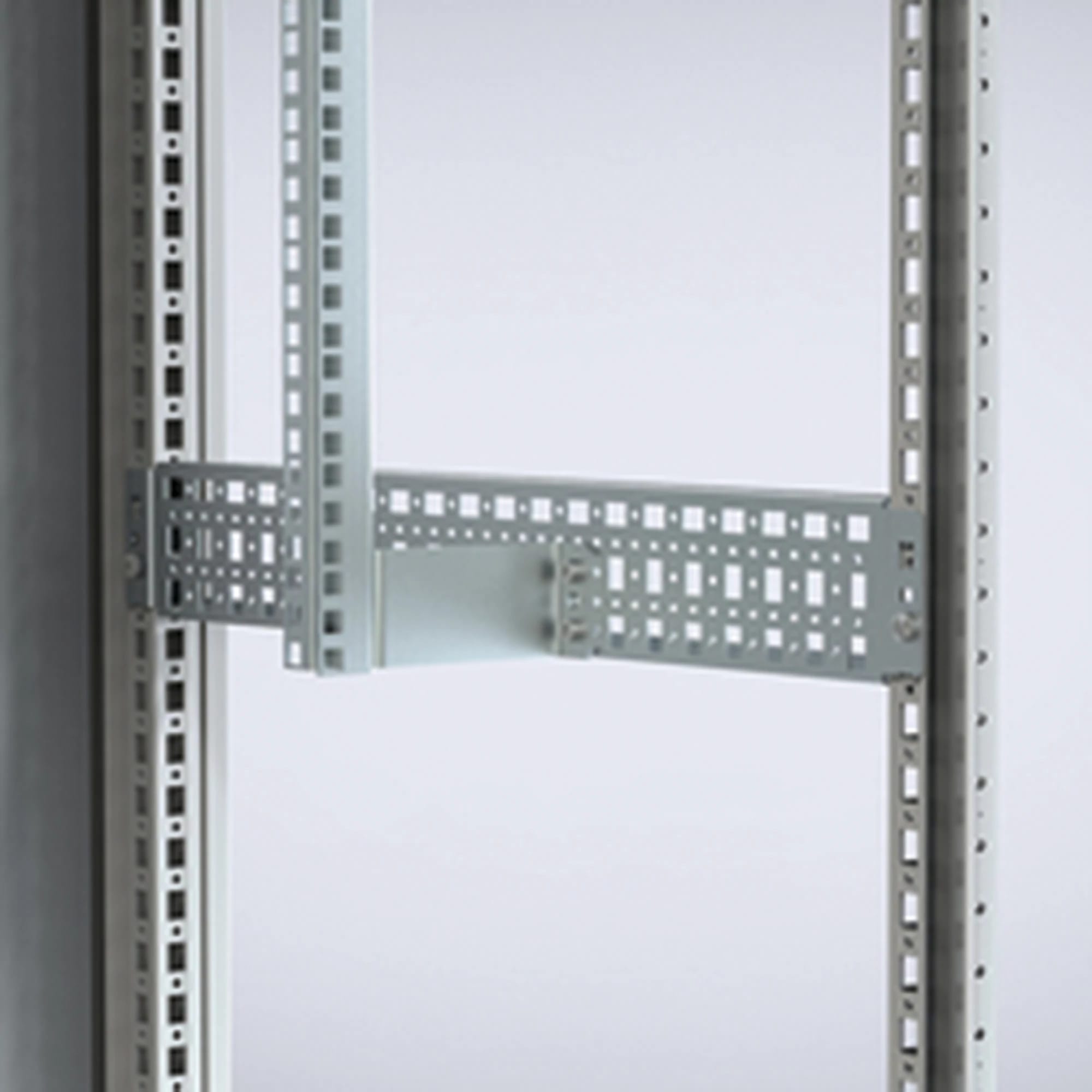 NVENT HOFFMAN - STAFFE ALTEZZA PARZIALE 19' CIC04