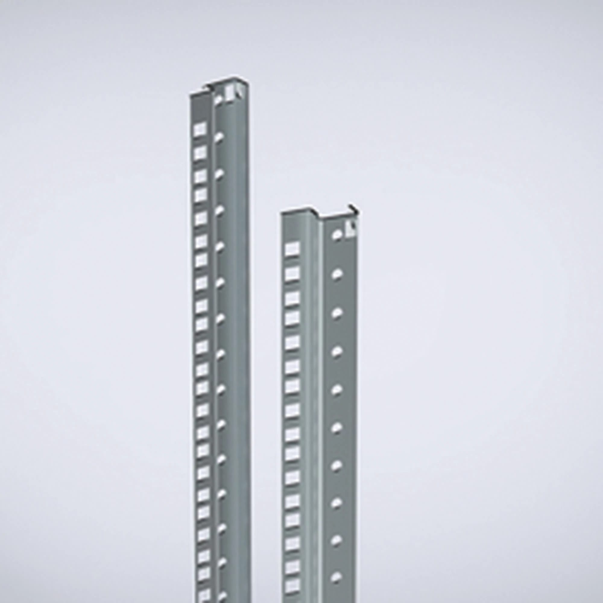 NVENT HOFFMAN - PROFILI LATERALI DA 19', 1800 CIPD38