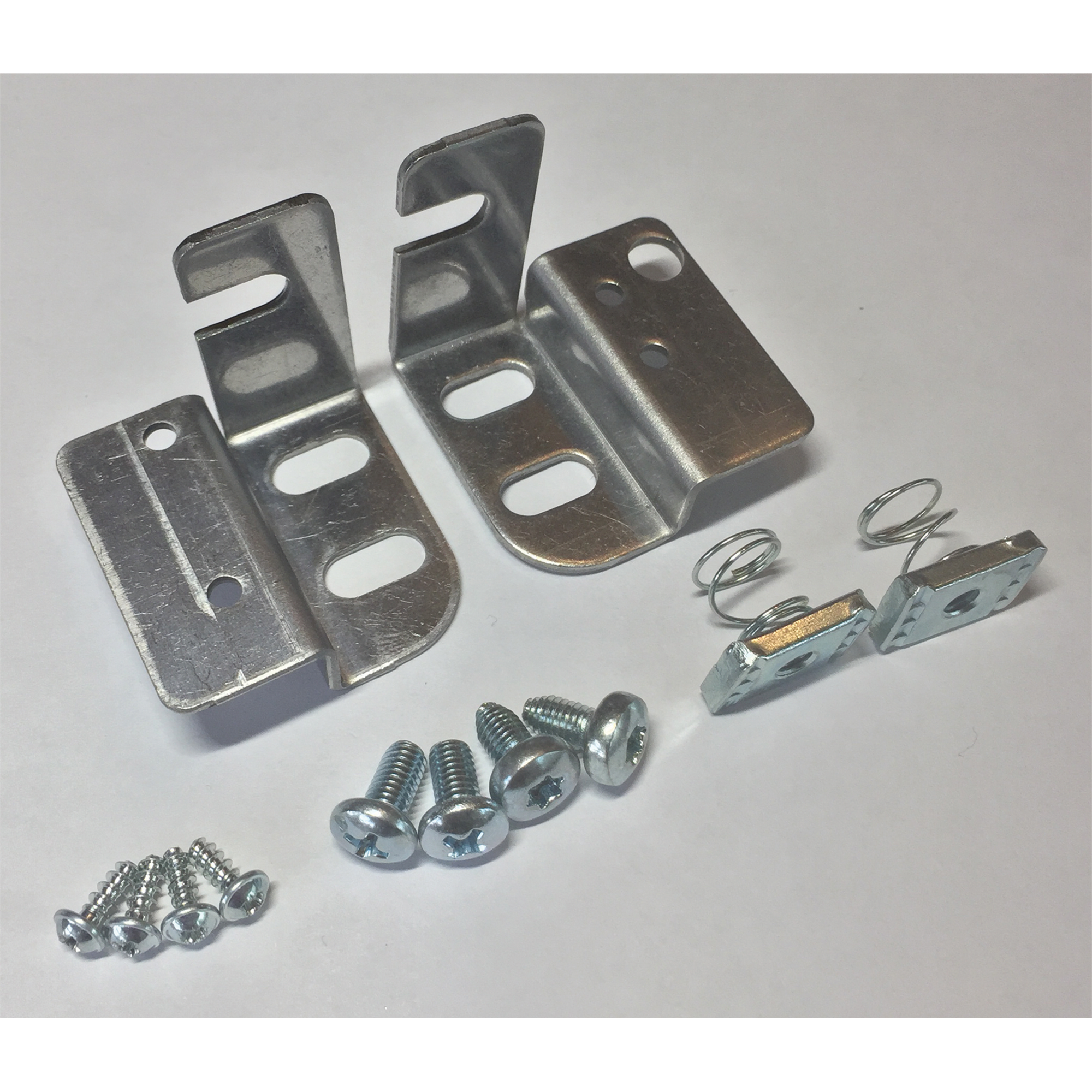 NVENT HOFFMAN - FISSAZIONE A VITE PER EL