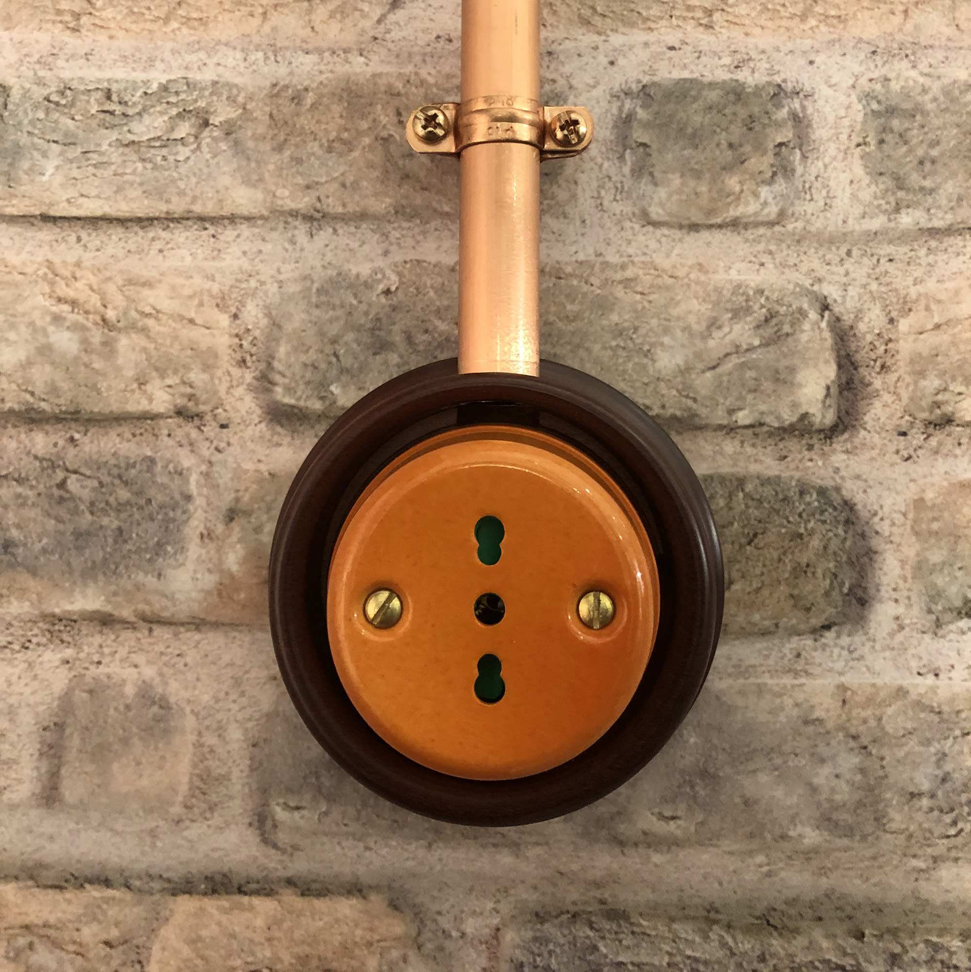 FANTON - Base in legno tonda Ø102mm 3fori+tappi noce