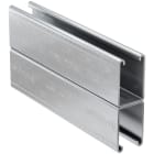 FISCHER - FUS 62D/2,5-6M: Profilato U leggero per installazioni sicure, lunghezza 6000 mm, supporto sicuro per carichi elevati, facile taglio e posizionamento.