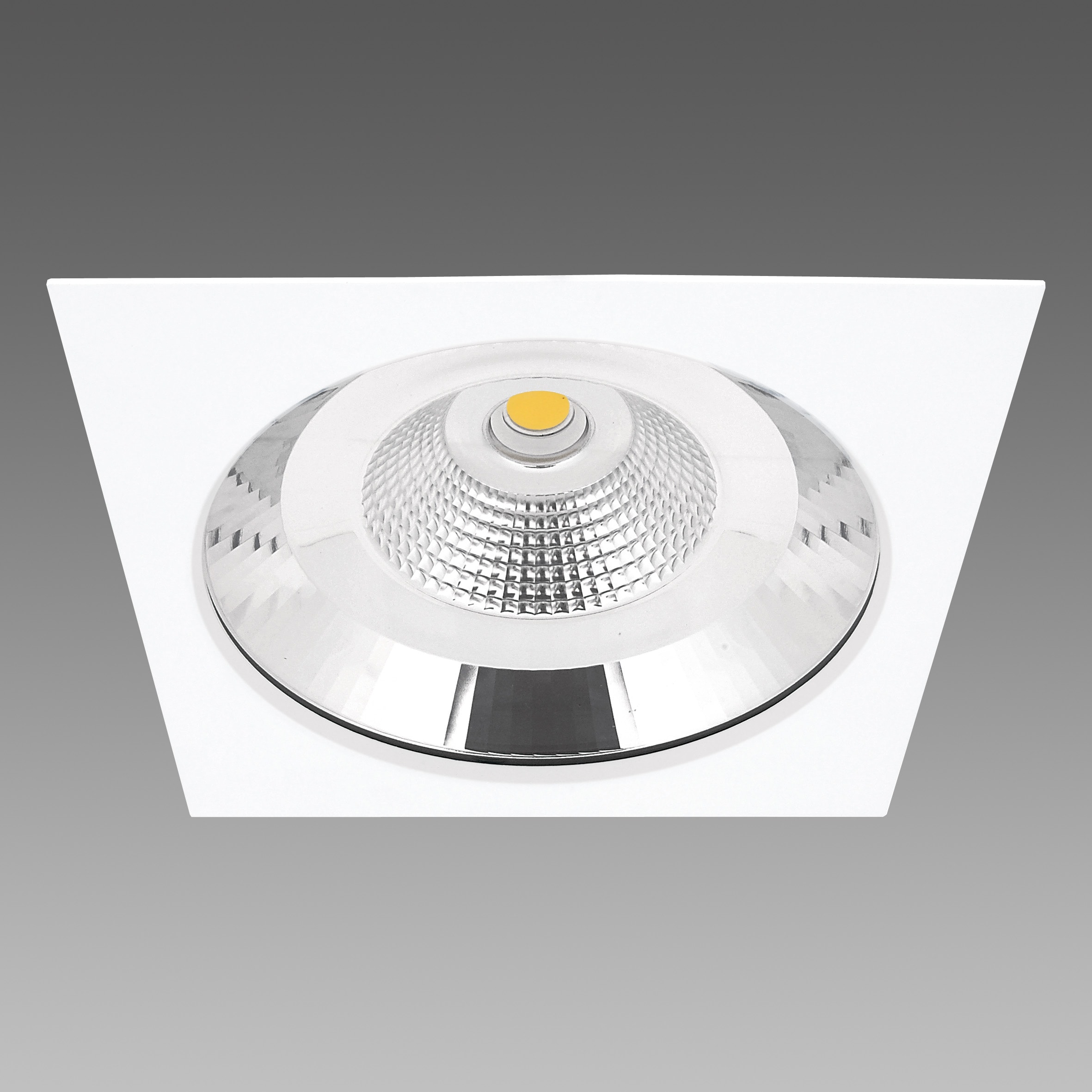 FOSNOVA - .JET Q 220 657 LED 45W 4K CLD-E BIA