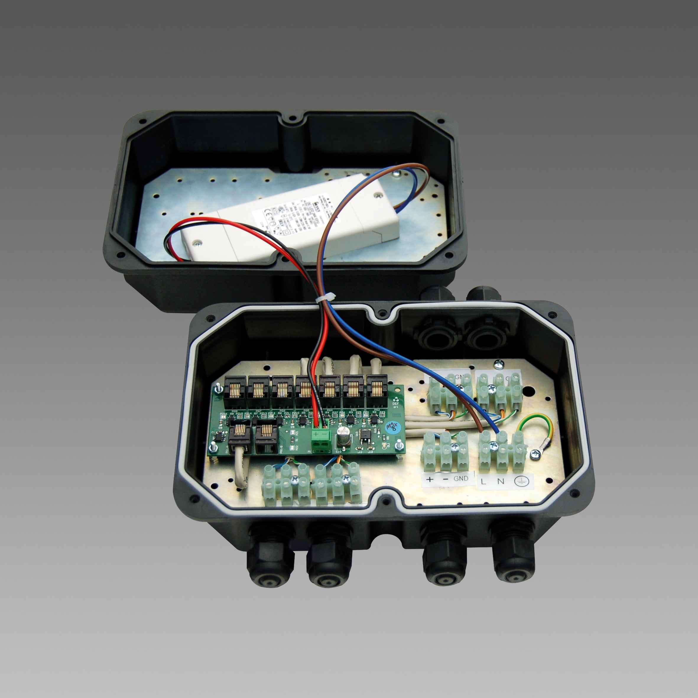 FOSNOVA - CASS.IP 0920 ALIM.24V 20W AMPLIFDMX NER