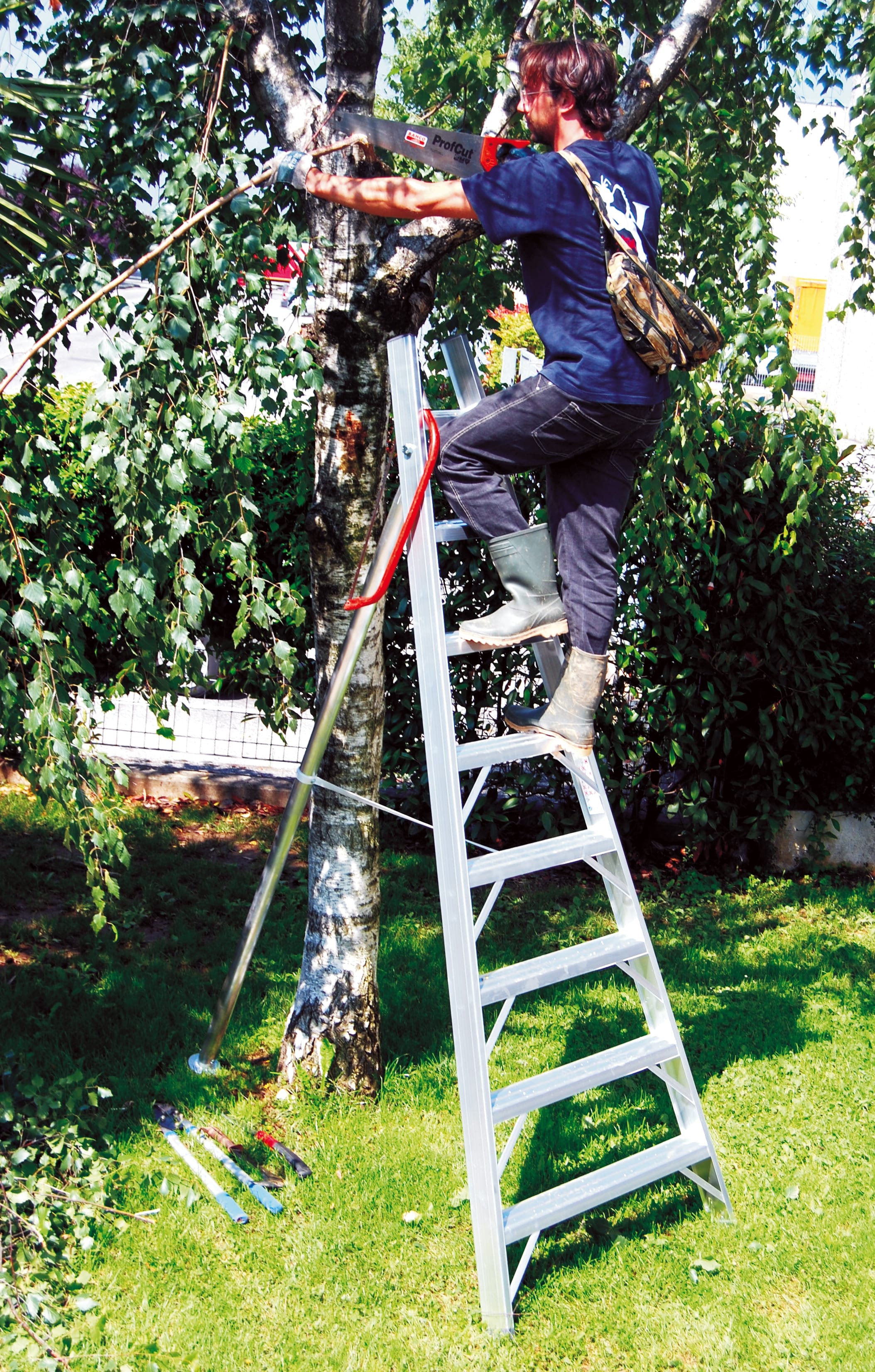 FRIGERIO CARPENTERIE - Scala agricola pro 3 piedi con punta 14G.