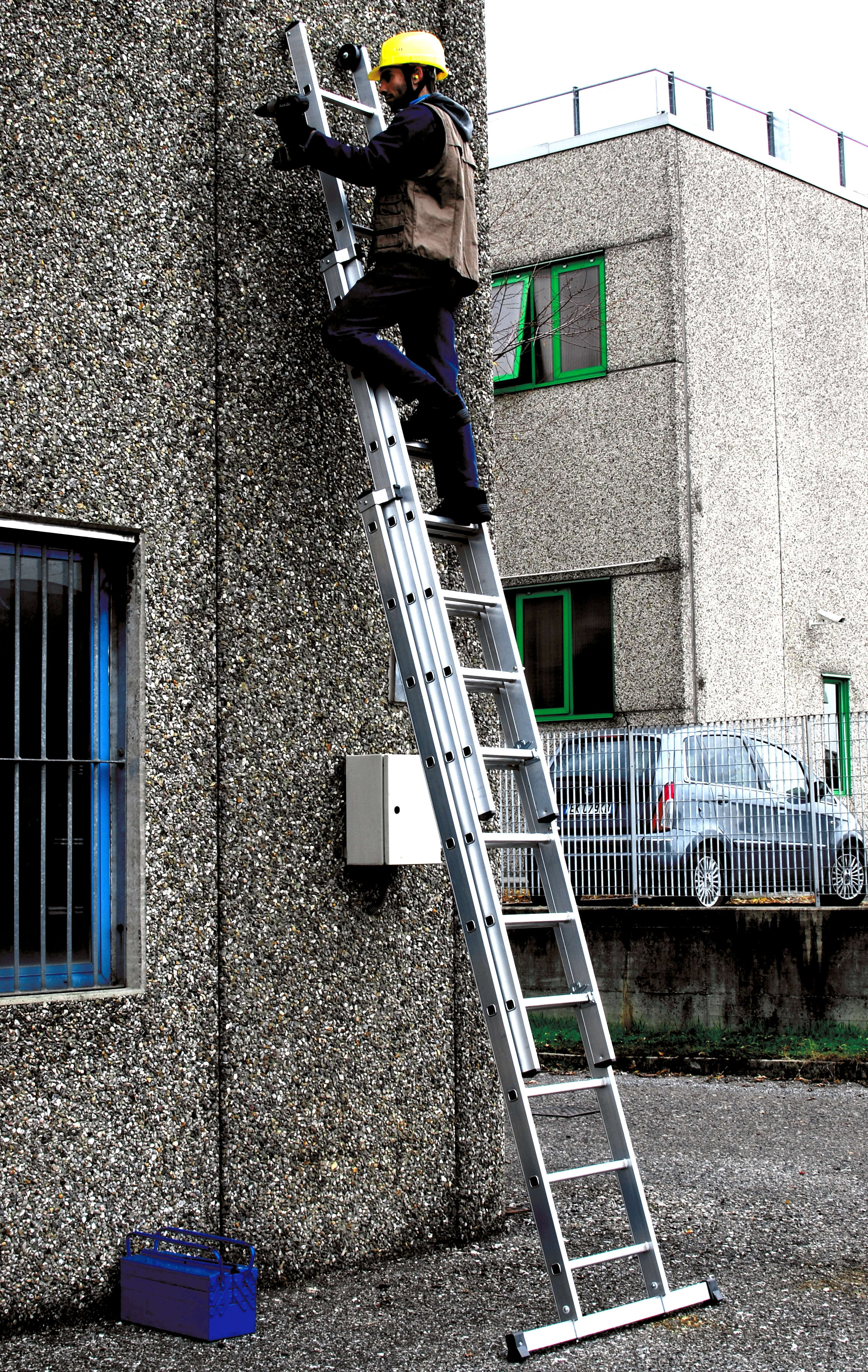 FRIGERIO CARPENTERIE - Scala appoggio professionale 3pz manuale con basamento 14+14+14g.