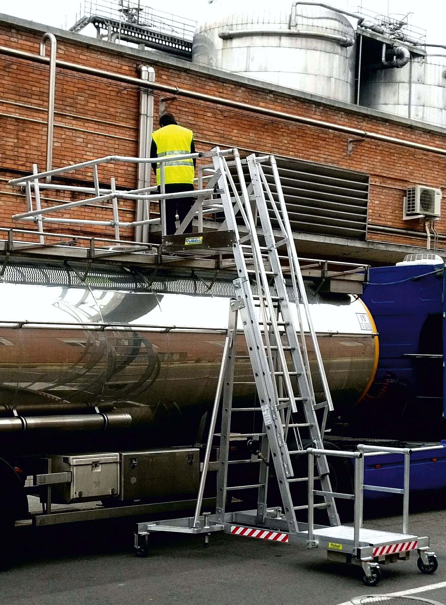 FRIGERIO CARPENTERIE - Scala con base senza guaina protettiva xsca.8010.