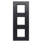 GEWISS - PLACCA LUX INTERNATIONAL - IN TECNOPOLIMERO - 2+2+2 POSTI VERTICALE - NERO TONER LAVY - CORNICE NERO OPACO - CHORUSMART