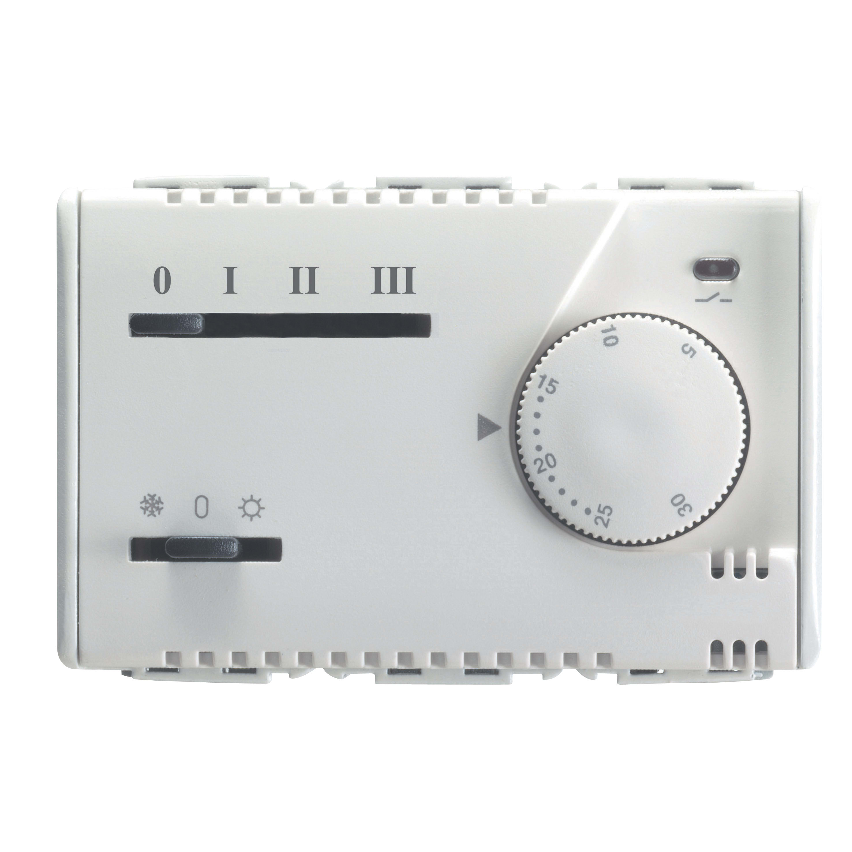 GEWISS - TERMOSTATO ELETTRONICO ESTATE/INVERNO PER FAN COIL - REGOLAZIONE A MANOPOLA - TRE VELOCITA' - 230V 50/60Hz - 3 MODULI- SYSTEM WHITE