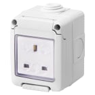 GEWISS - CONTENITORE COMPLETO APPARECCHI SYSTEM STAGNO - CON PRESA 2P+T 13 A - STANDARD INGLESE - IP55 - GRIGIO RAL 7035