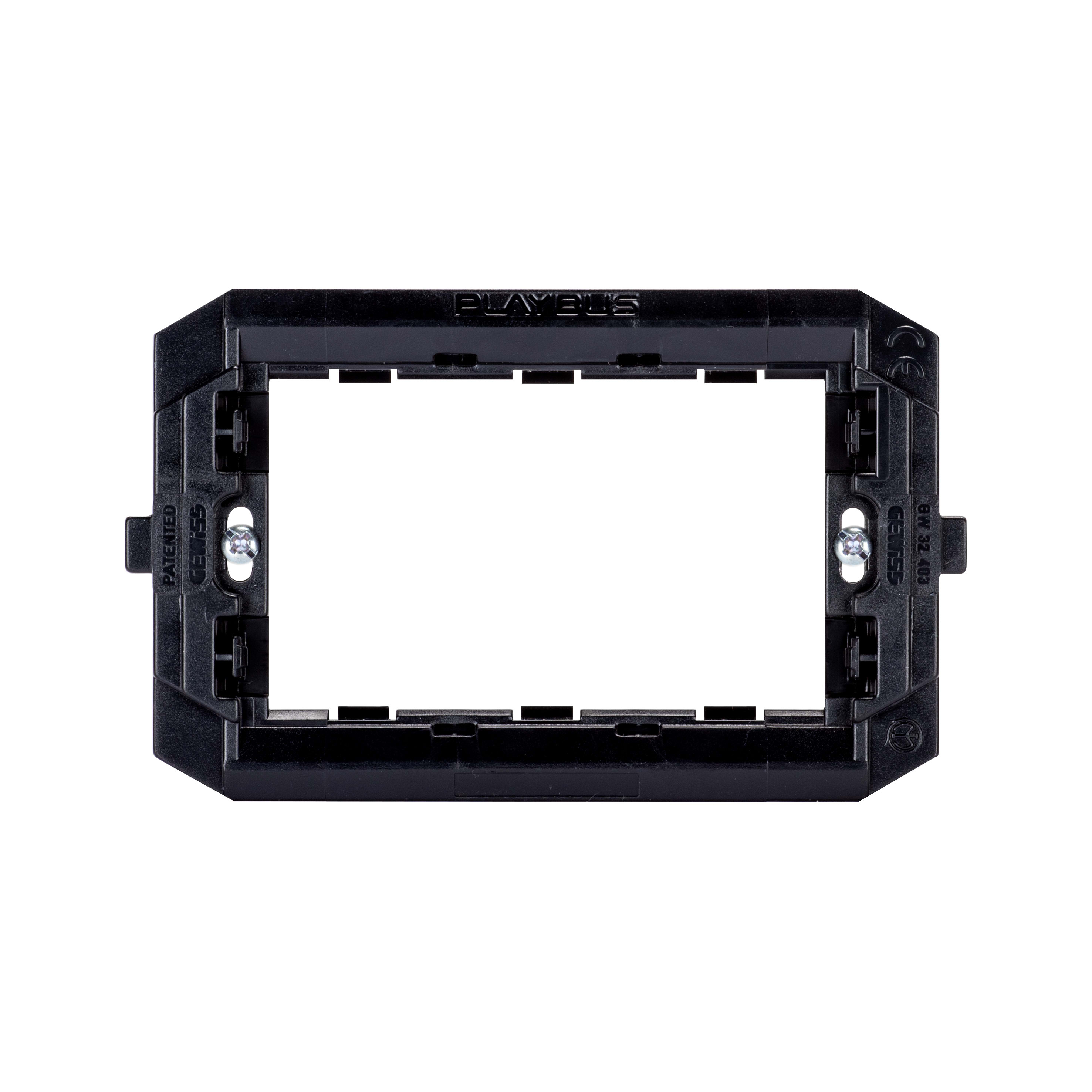 GEWISS - SUPPORTO IN MATERIALE ISOLANTE PER INSTALLAZIONE PLACCHE PLAYBUS/PLAYBUS YOUNG - 3 POSTI - BLU - PLAYBUS