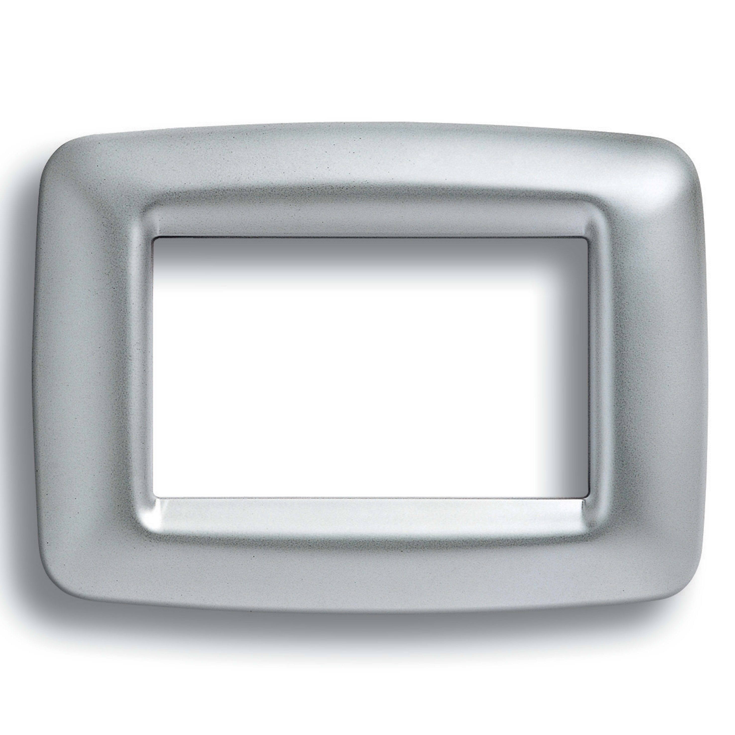 GEWISS - PLACCA PLAYBUS YOUNG - IN TECNOPOLIMERO METALLIZZATO - FINITURA SATINATA - 6 POSTI - CROMO SOFT - PLAYBUS