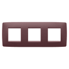 GEWISS - PLACCA ONE INTERNATIONAL - IN TECNOPOLIMERO VERNICIATO - 2+2+2 POSTI ORIZZONTALE - TUSCAN RED - CHORUSMART