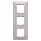 GEWISS - PLACCA ONE INTERNATIONAL - IN TECNOPOLIMERO VERNICIATO - 2+2+2 POSTI VERTICALE - NATURAL BEIGE - CHORUSMART