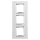 GEWISS - PLACCA LUX INTERNATIONAL - IN TECNOPOLIMERO - 2+2+2 POSTI VERTICALE - BIANCO - CHORUSMART