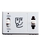GEWISS - PRESA PER RASOIO PER IMPIANTI ALBERGHIERI - STANDARD EURO/AMERICANO - SEGNALAZIONE LUMINOSA TENSIONE - 230V50/60Hz - 3 MODULI - SYSTEM WHITE