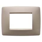 GEWISS - PLACCA ONE - IN TECNOPOLIMERO - 3 POSTI - CANAPA - CHORUSMART GW16103TC