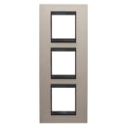 GEWISS - PLACCA LUX INTERNATIONAL - IN METALLO - 2+2+2 POSTI VERTICALE - ALLUMINIO SPAZZOLATO LAVY - CORNICE NERO OPACO - CHORUSMART