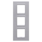 GEWISS - PLACCA LUX INTERNATIONAL - IN TECNOPOLIMERO VERNICIATO - 2+2+2 POSTI VERTICALE - TITANIO MONOCHROME - CHORUSMART