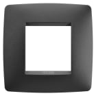 GEWISS - PLACCA ONE INTERNATIONAL - IN TECNOPOLIMERO VERNICIATO - 2 POSTI - NERO SATINATO - CHORUSMART