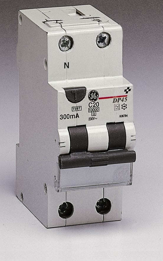 GE INDUSTRIAL - DPA45C10/30-MTD 1PN 10A 0,03A A 4.500A 2