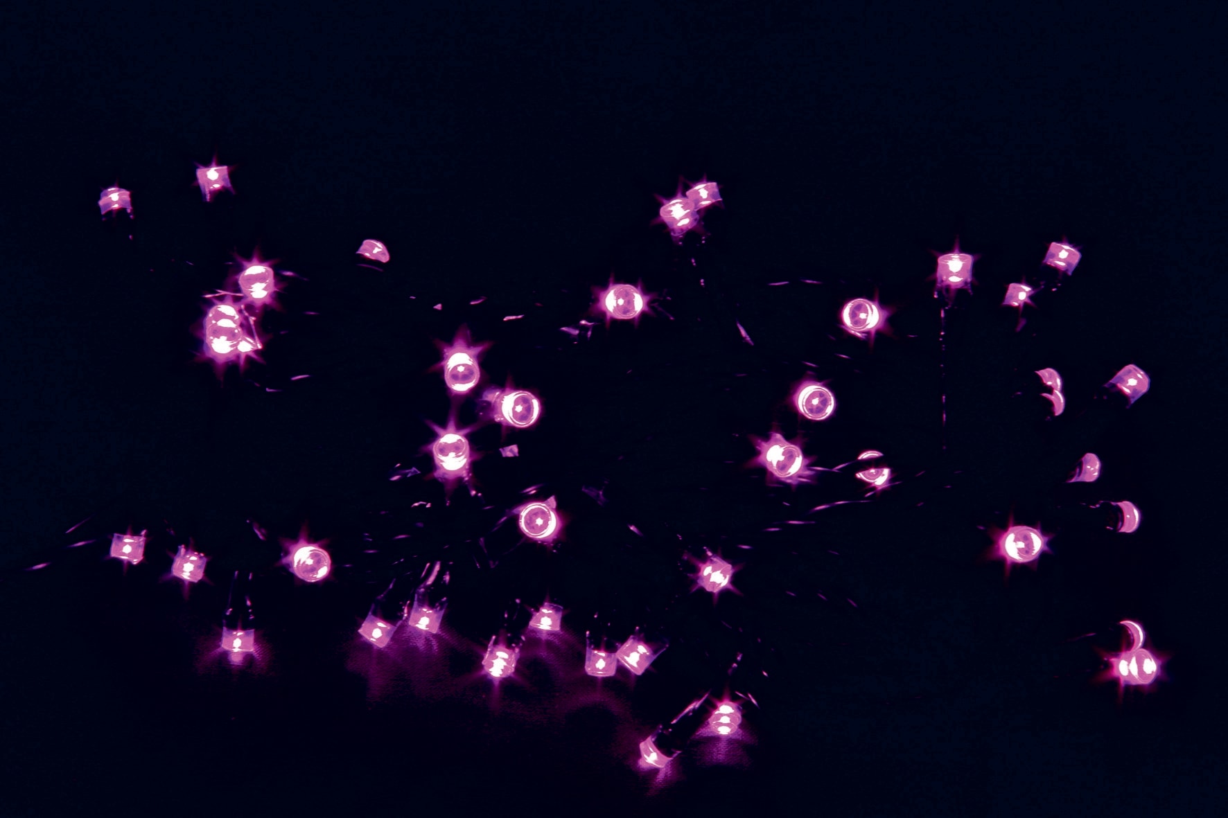 GIOCOPLAST NATALE - 60 LED VIOLA LUCE FISSA X INT. 240V, PROLUNG. FINO A 50 SET (TOT. 3.000 LED), LUNGH. TOT. MT.7,5