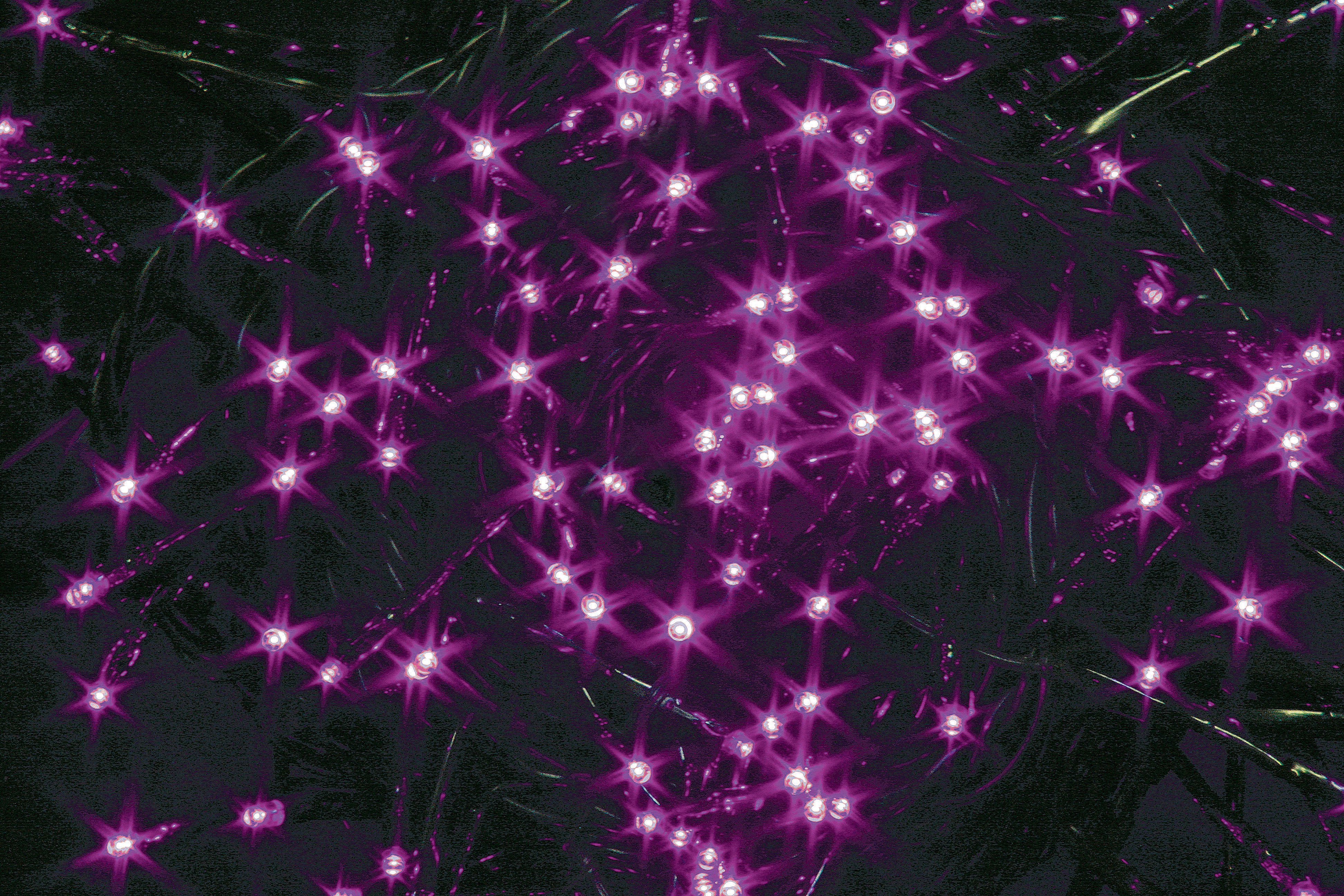 GIOCOPLAST NATALE - 96 LED VIOLA C/GIOCHI L., CAVO ALIM. MT.1,5 - CAVO LUCI MT.3,5 X INT.