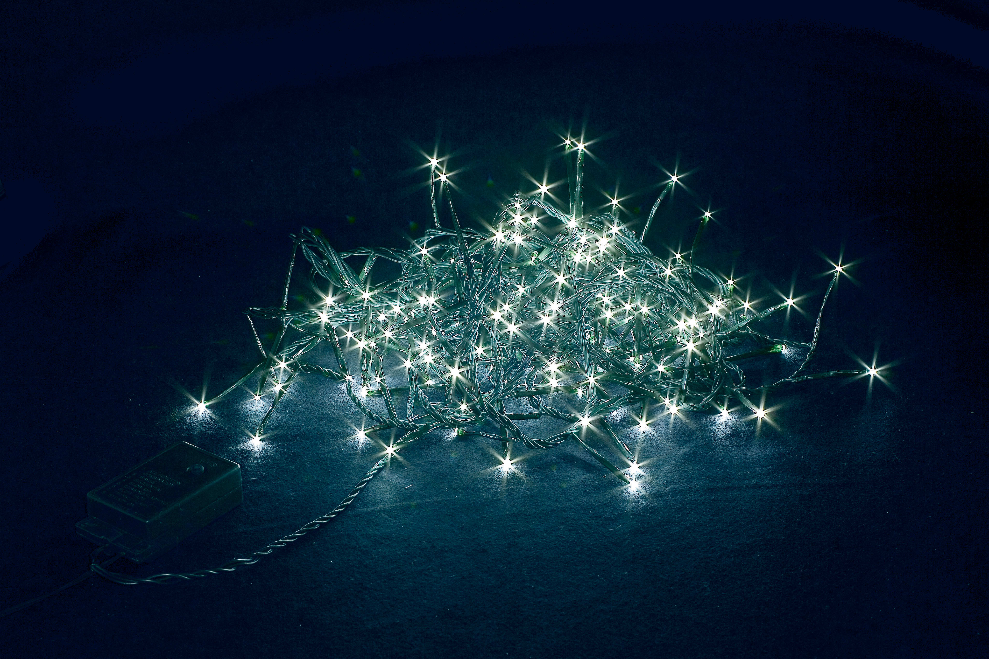 GIOCOPLAST NATALE - 96 LED 24V BIANCO, C/GIOCHI L., CAVO ALIM. MT.4, LUCI MT.5, X EST.