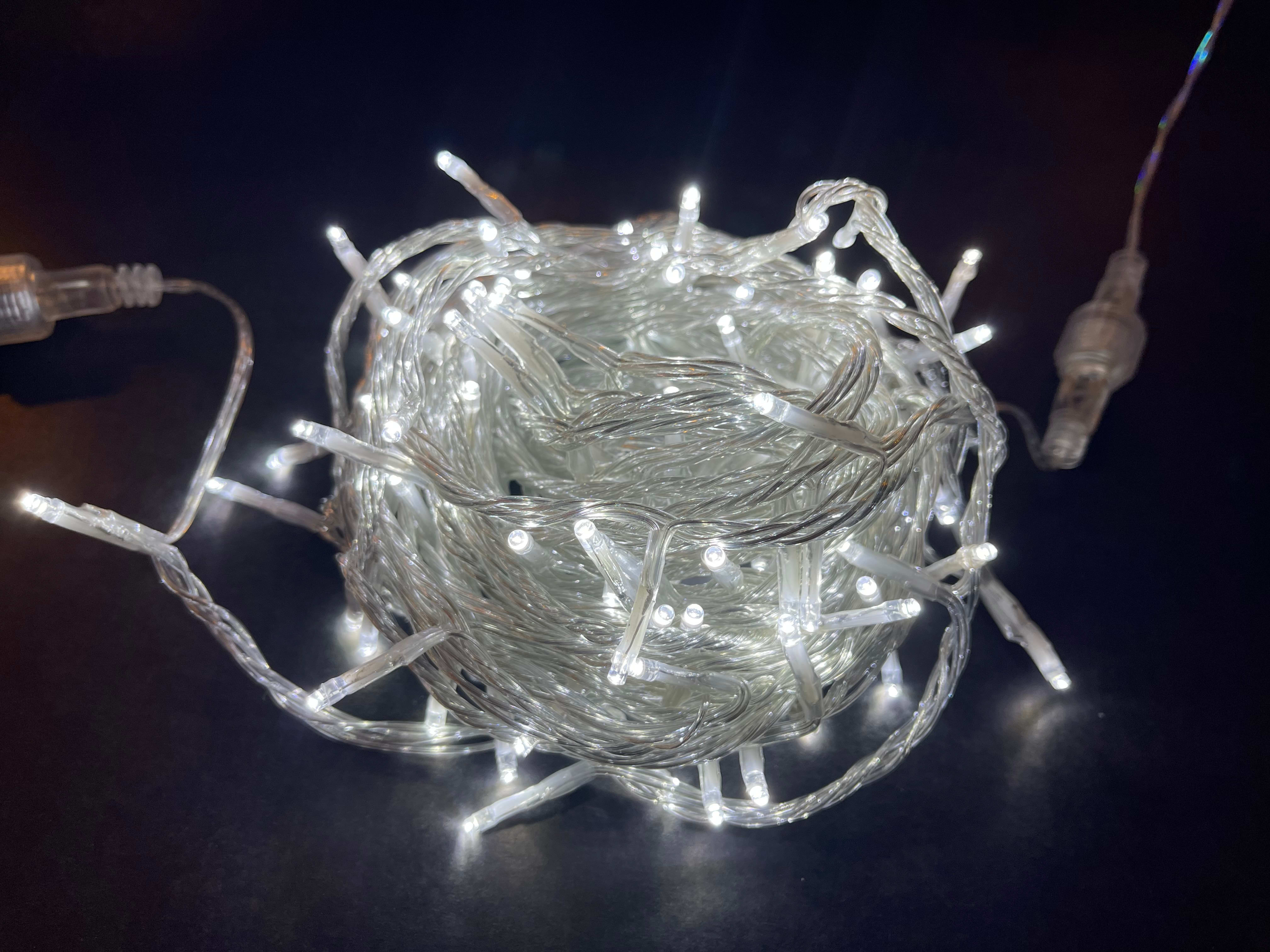 GIOCOPLAST NATALE - 120 LED BIANCHI, 12 M, CAVO TRASPARENTE, LUCE FISSA, PROL. MAX 5 SET, CON TRASF. IP44