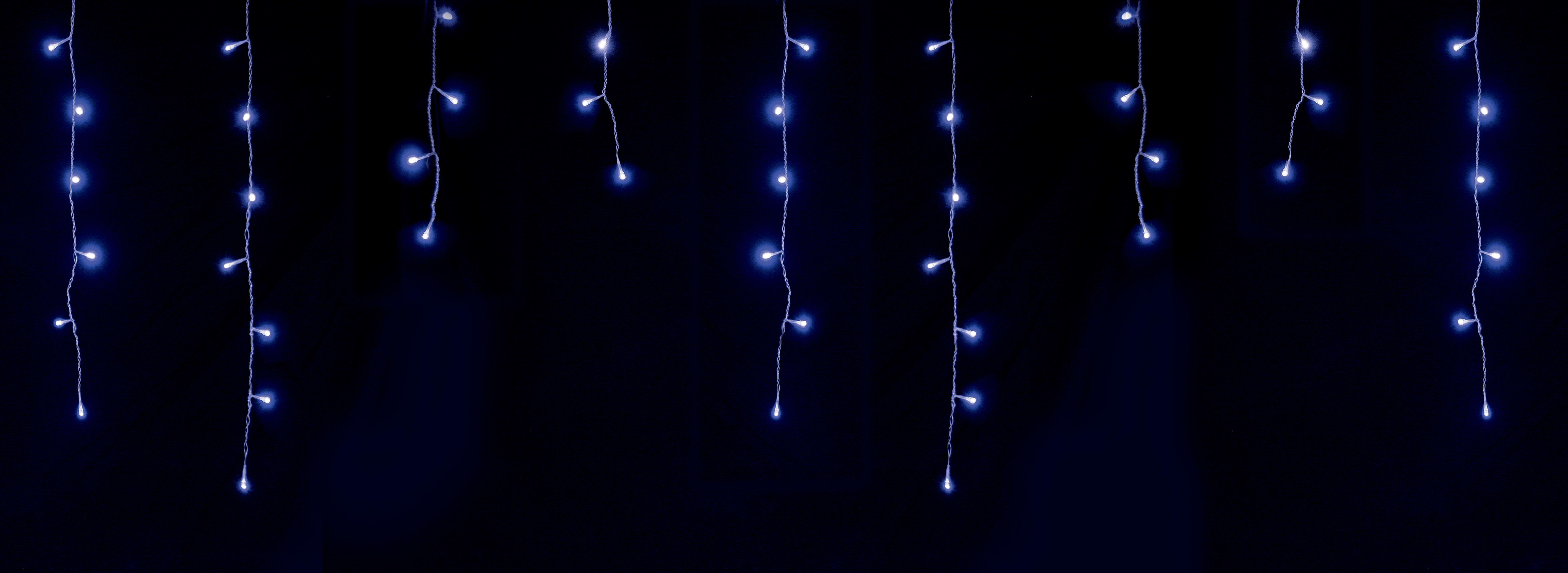 GIOCOPLAST NATALE - TENDA LUCCIOLONA SFALSATA ULTRALUMINOSA 180 LED BLU CON 36 MINISTROBO, L. 3- H.MAX 1 MT., CAVO BIANCO, PROLUNG. MAX 20 SET, USO EST/INT