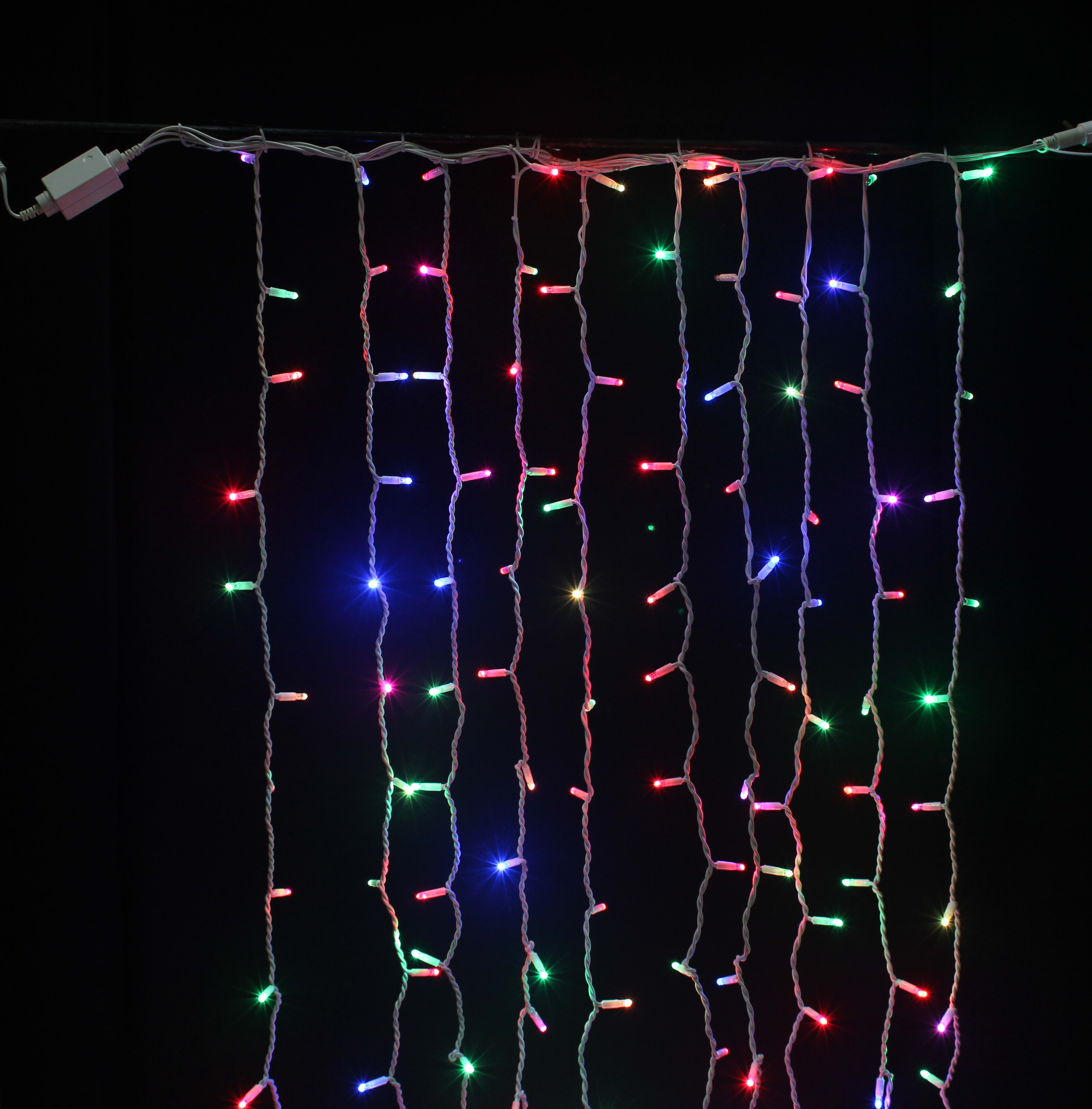 GIOCOPLAST NATALE - TENDA LUCCIOLONA 250 LED RGB CON PROGRAMMI AUTOMATICI, L. 1,5- H. 3 MT., CAVO BIANCO, 10 CALATE, PROLUNG. MAX 25 SET, USO EST/INT