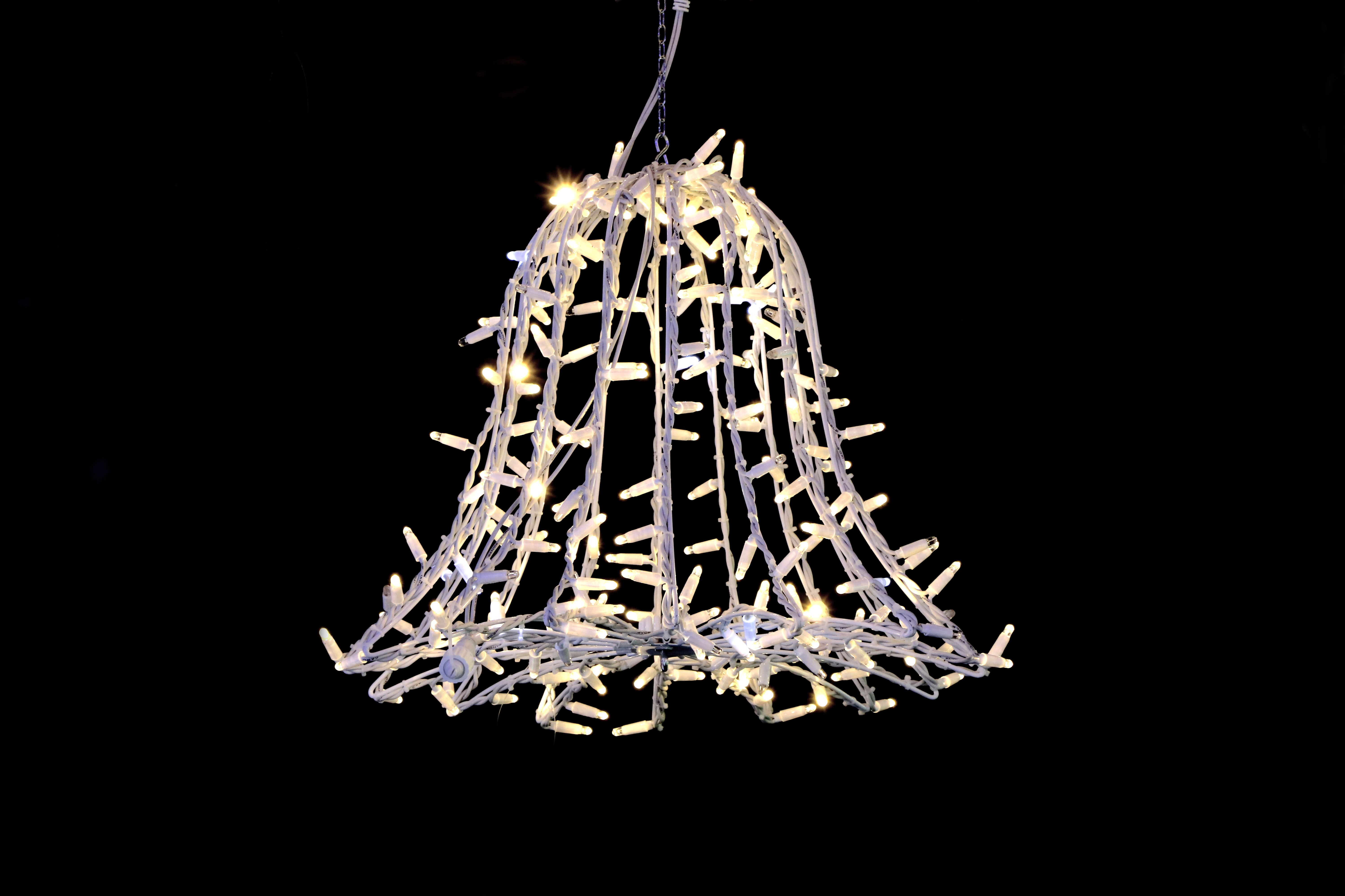 GIOCOPLAST NATALE - CAMPANA LUCCIOLONA BIANCO CALDO H.40 D.50CM., 240 LED C/48 FLASH