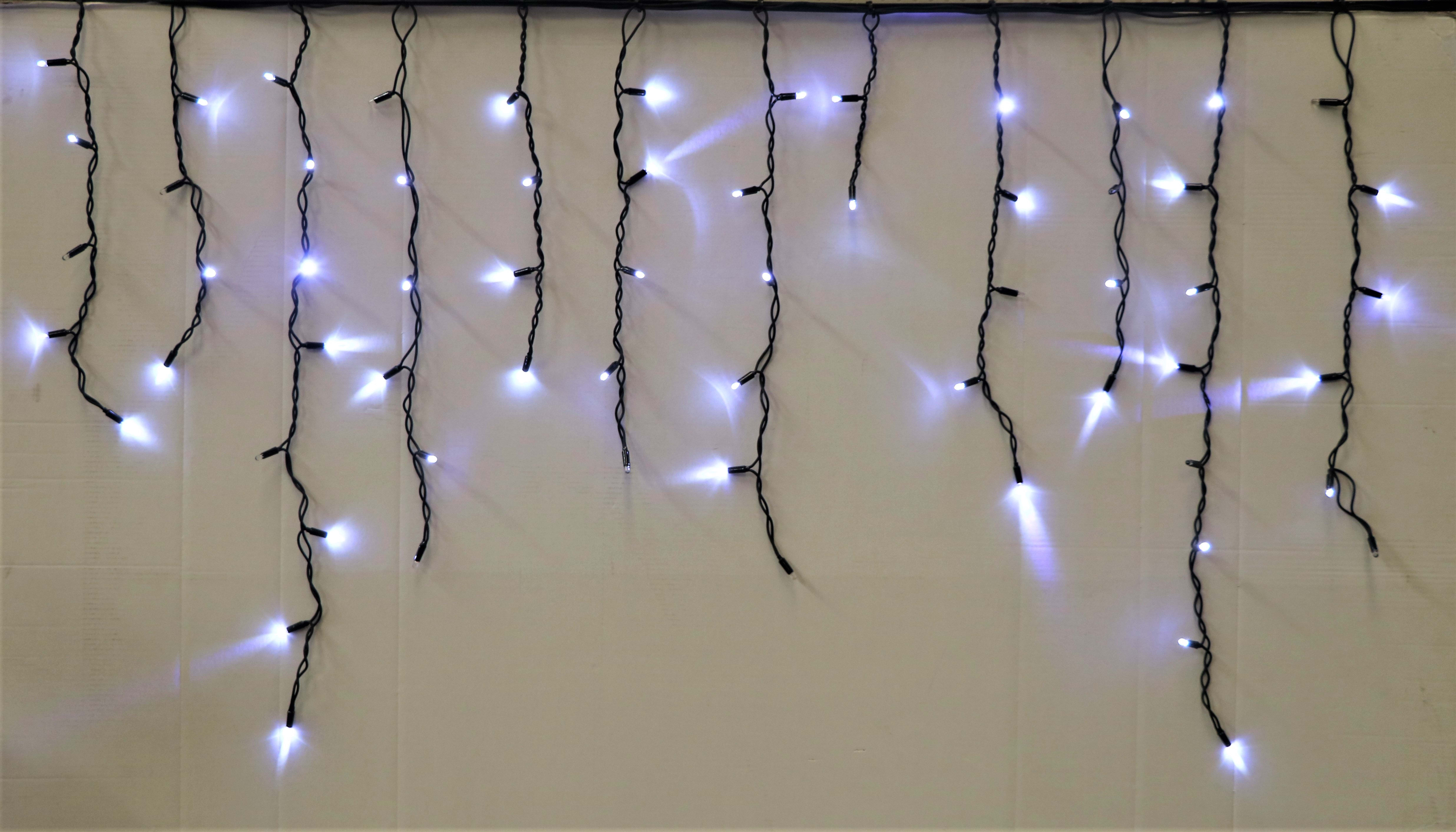 GIOCOPLAST NATALE - TENDA LUCCIOLONA SFALSATA 160 LED BIANCHI, LUCE FISSA, L. 4,8- H.MAX 1 MT., CAVO SCURO, PROLUNG. MAX 8 SET, USO EST/INT