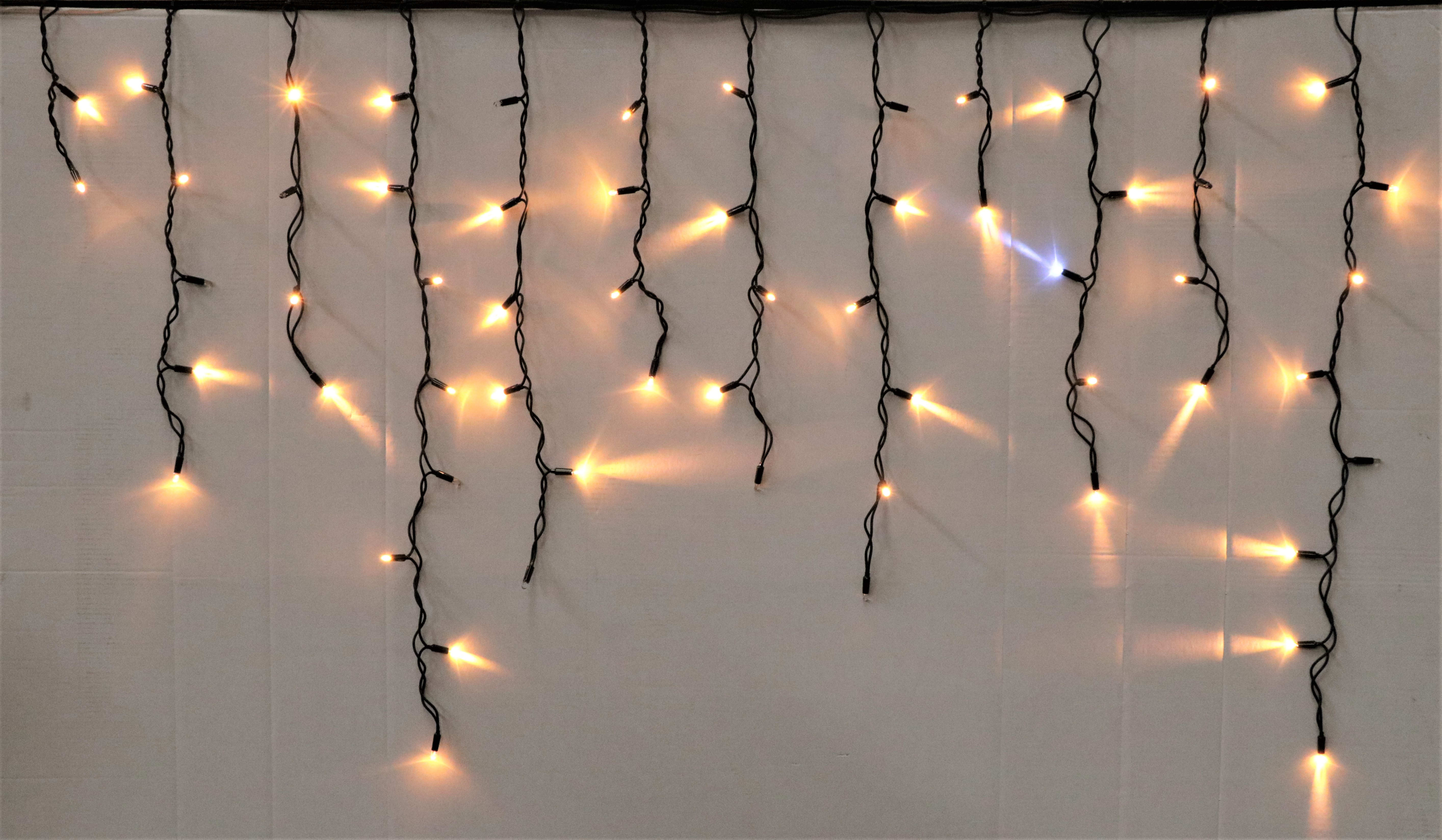GIOCOPLAST NATALE - TENDA LUCCIOLONA SFALSATA 160 LED BIANCO CALDO, LUCE FISSA, L. 4,8- H.MAX 1 MT., CAVO SCURO, PROLUNG. MAX 8 SET, USO EST/INT
