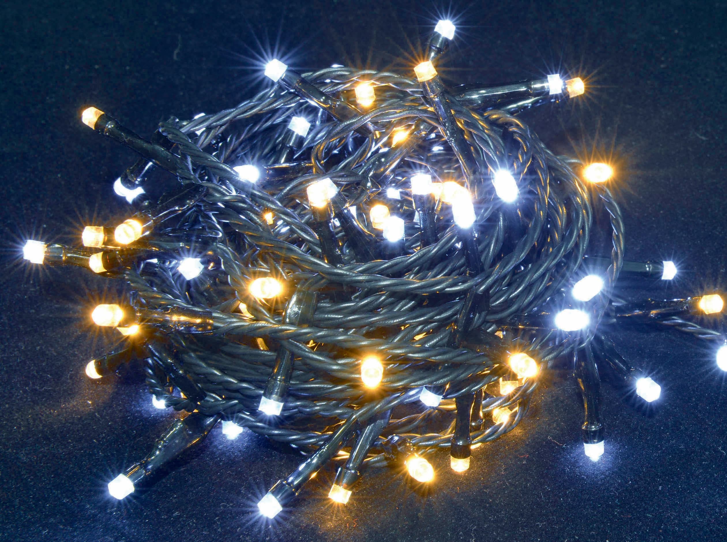 GIOCOPLAST NATALE - KOSMOS 240 LED BIANCO FREDDO E CALDO CON FLASH BIANCHI, 6 MT, IP44