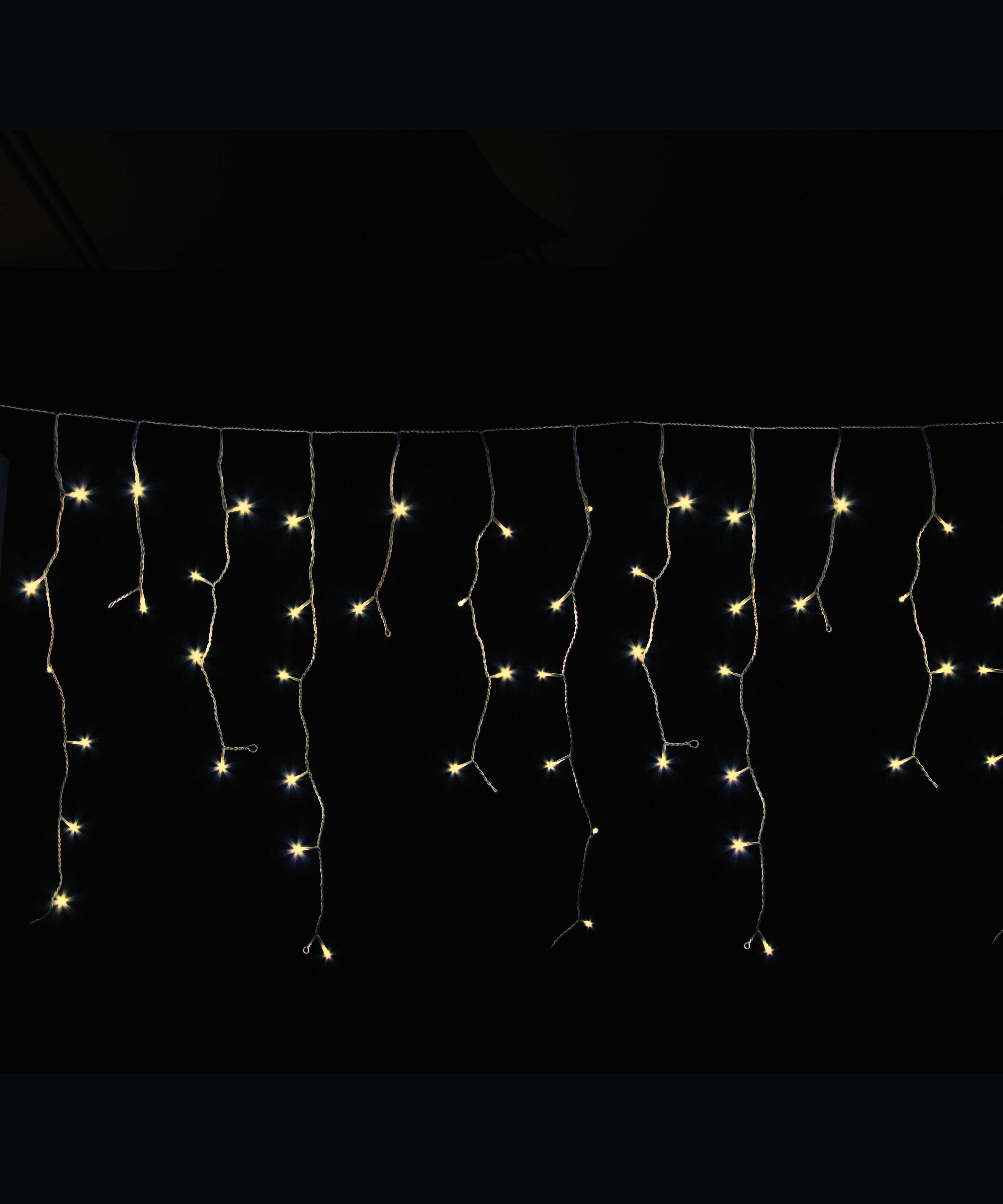 GIOCOPLAST NATALE - TENDA SFALSATA 240 LED BIANCO CALDO, L. 6 X H. MAX 1 MT., CAVO ALIM. 3 MT, CON GIOCHI LUCE, CON TRASF. IP44, PROL. 5 SET 14519194