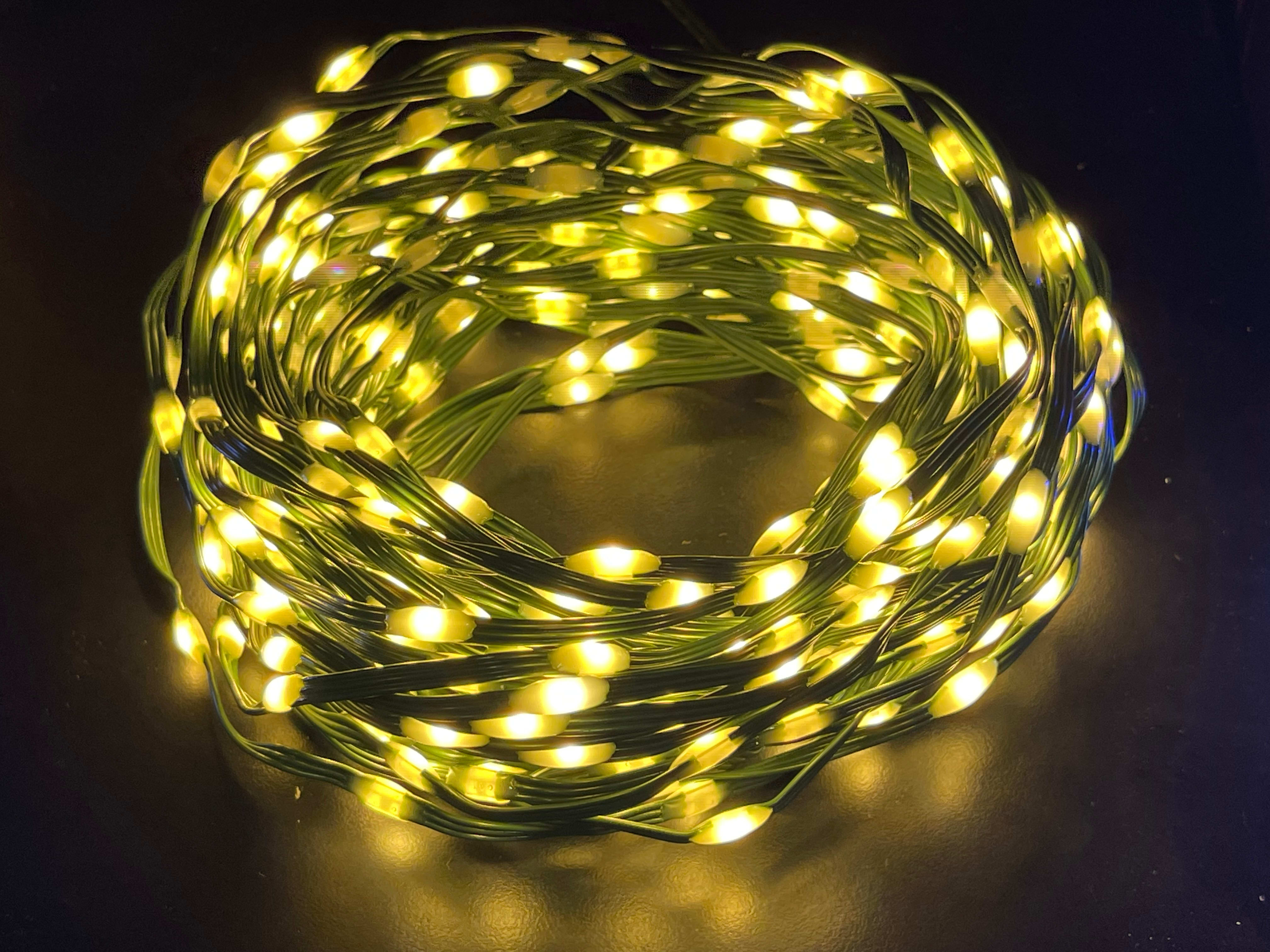 GIOCOPLAST NATALE - 200 MAXI GOCCE DI LED BIANCO CALDO MODELLABILI, 10 M, CAVO SCURO, CON GIOCHI LUCE E TIMER, CON TRASF. IP44