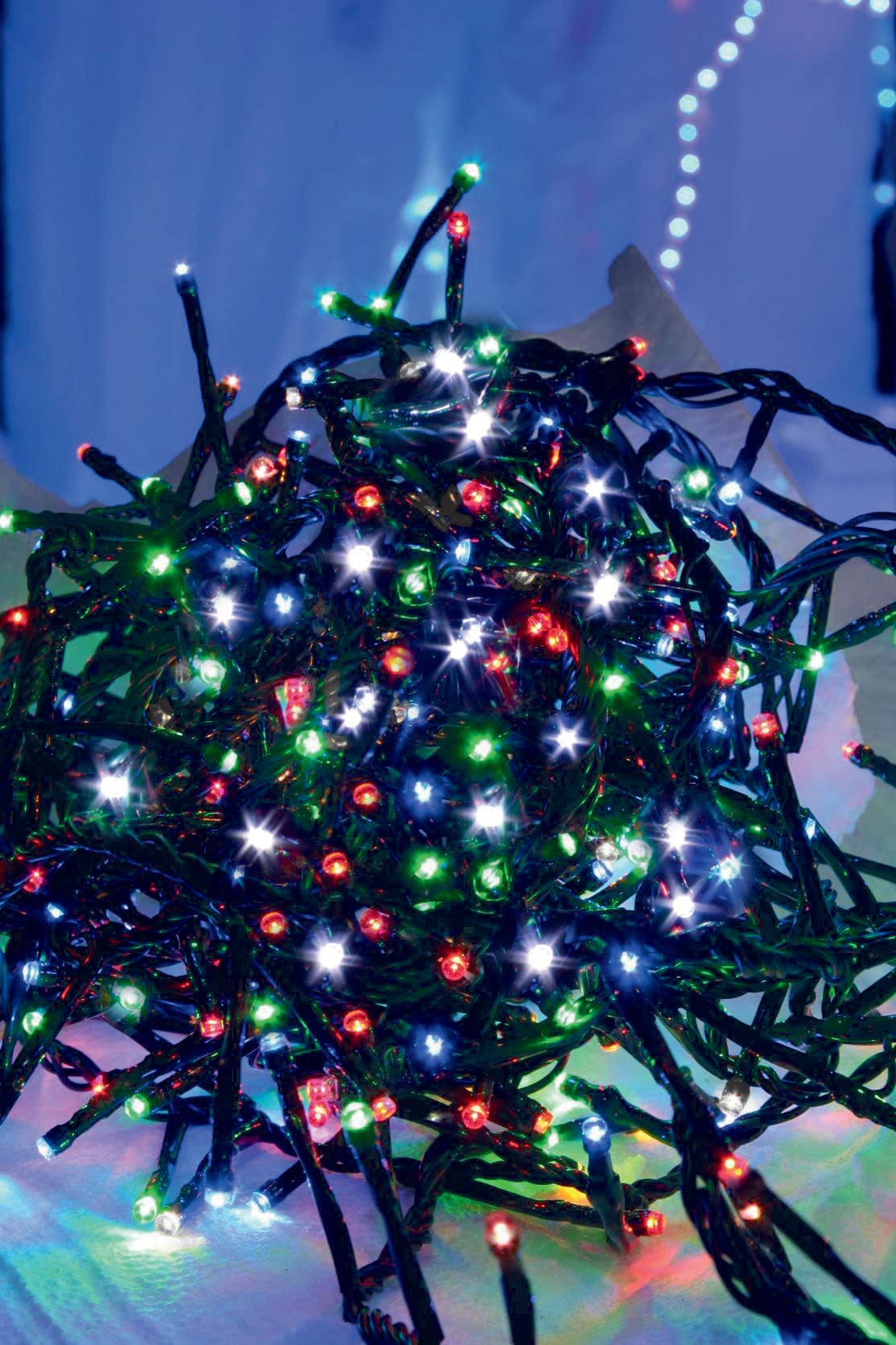 GIOCOPLAST NATALE - 60 MINILUCCIOLE LED MULTI A BATT., MT.6, MOT. GIOCHI L. E TIMER X EST.