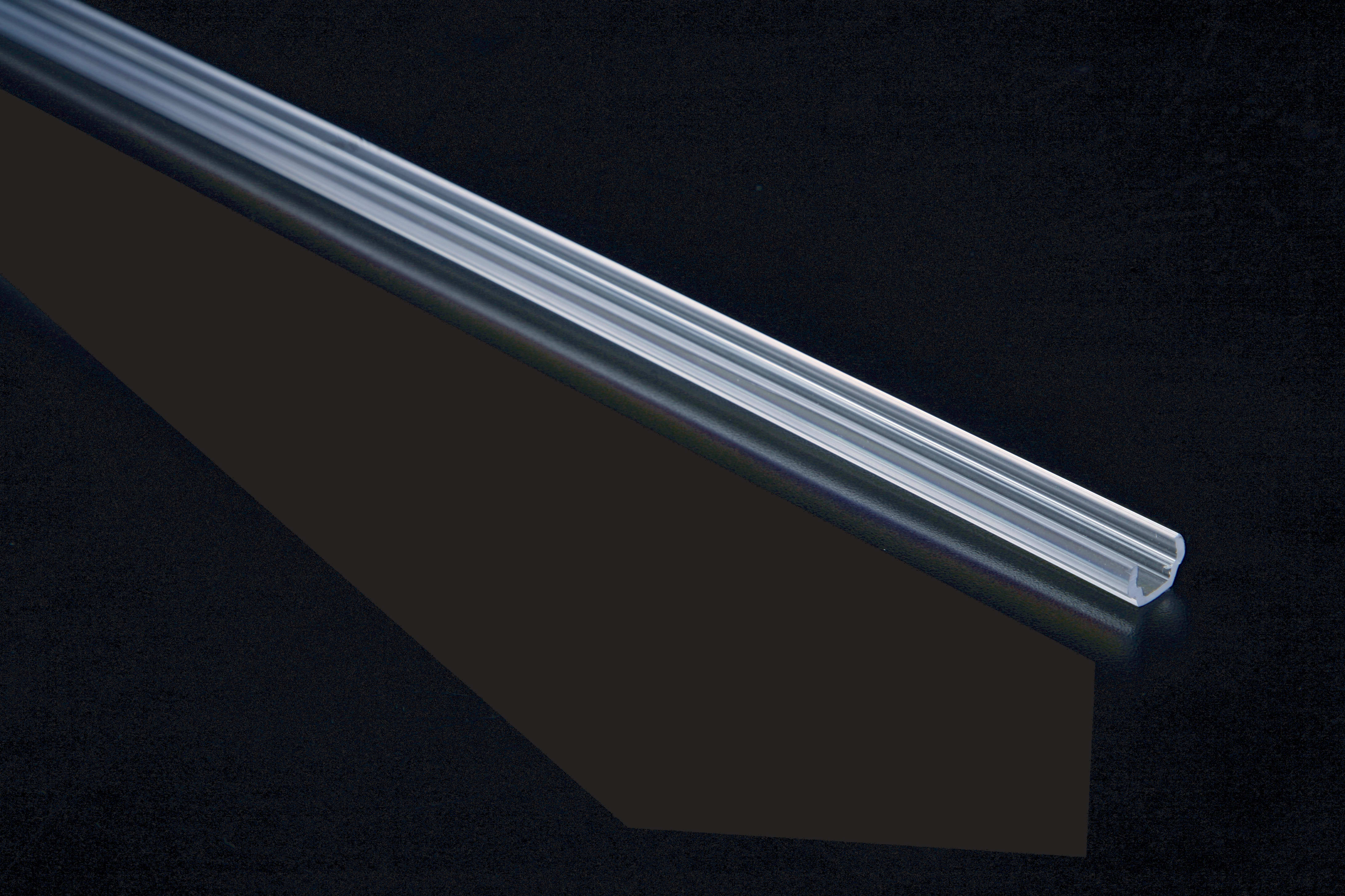 GIOCOPLAST NATALE - CANALINA PLASTICA 1 MT PER NEON FLEX BIFACCIALE