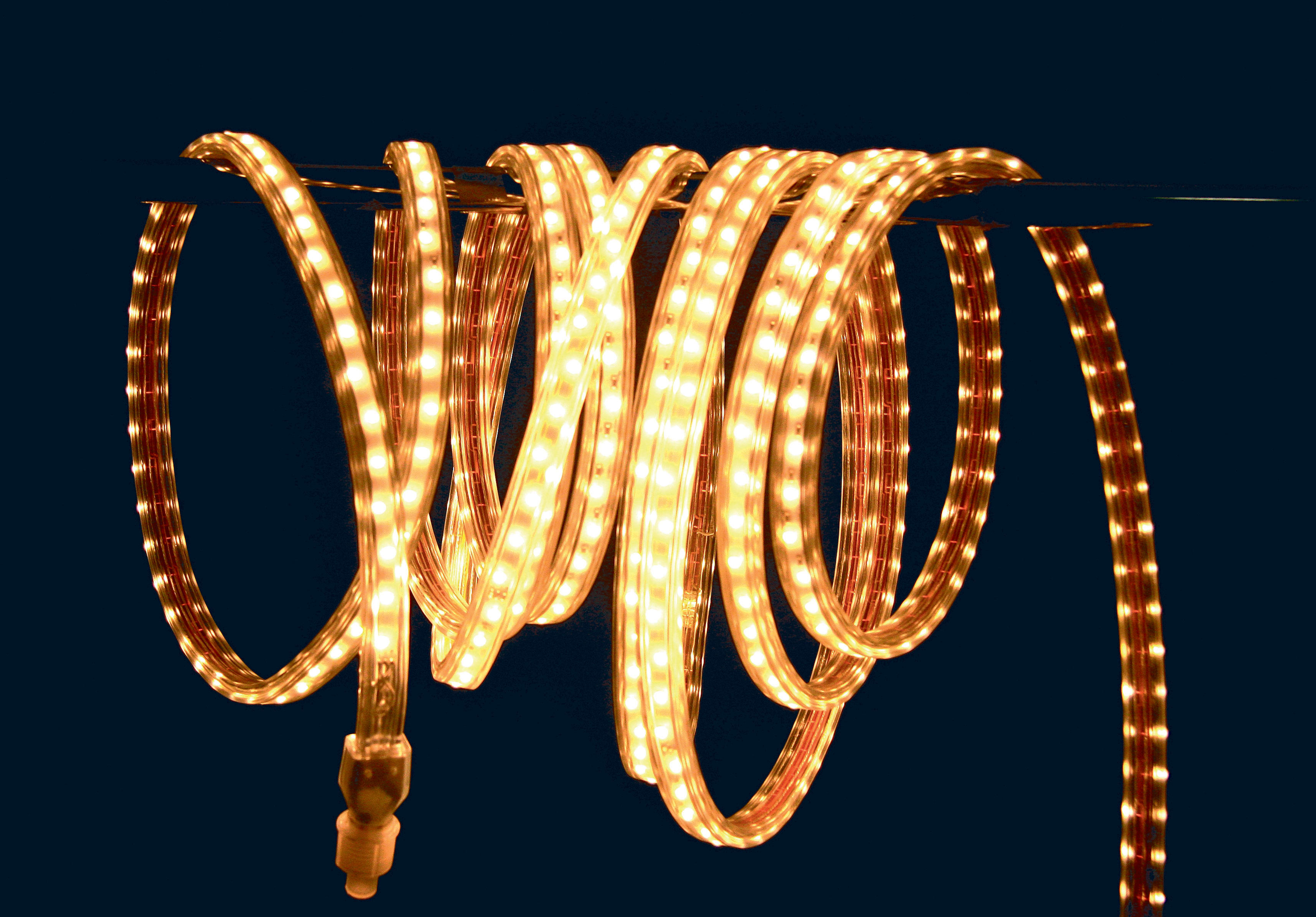 GIOCOPLAST NATALE - TAPELIGHT BIANCO CALDO C/GIOCHI L., MT.6, 360 LED, 4 VIE 16710954