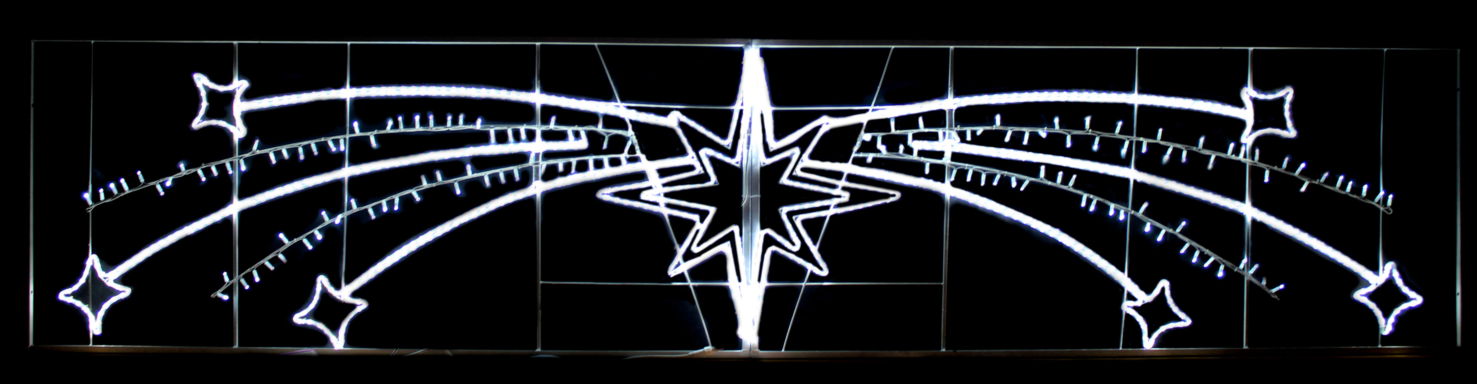 GIOCOPLAST NATALE - FIGURA STELLA POLARE E COMETE BIANCHE, 408 X H.92 CM, CON TUBO LED E LUCCIOLONE, 220-240V, USO EST