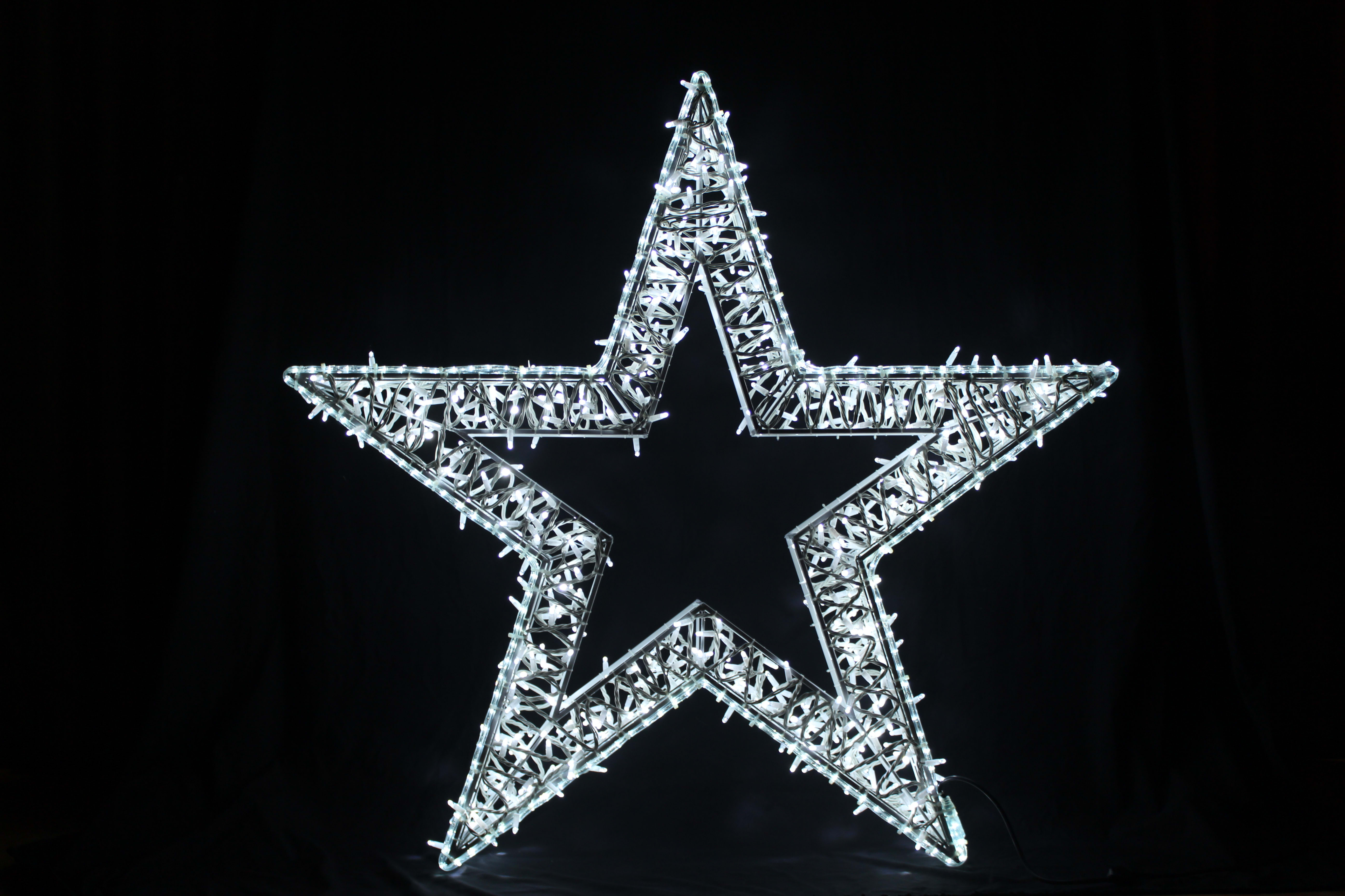 GIOCOPLAST NATALE - MAXI STELLA 3D 110CM BIANCA, CON TUBO LED E LUCCIOLONE, 220-240,, USO EST