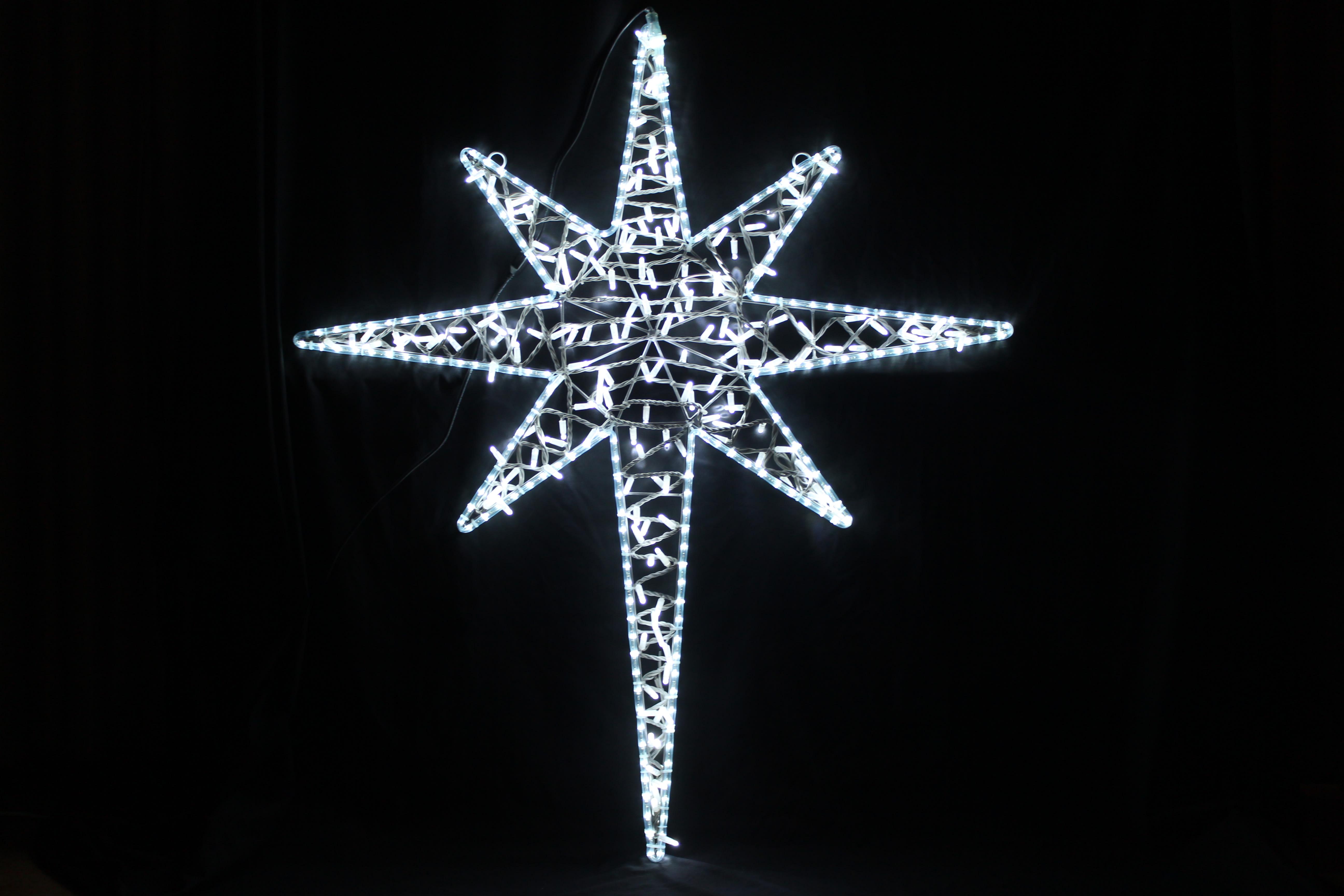 GIOCOPLAST NATALE - STELLA 8 PUNTE 130CM BIANCA, CON TUBO LED E LUCCIOLONE, 220-240, USO EST