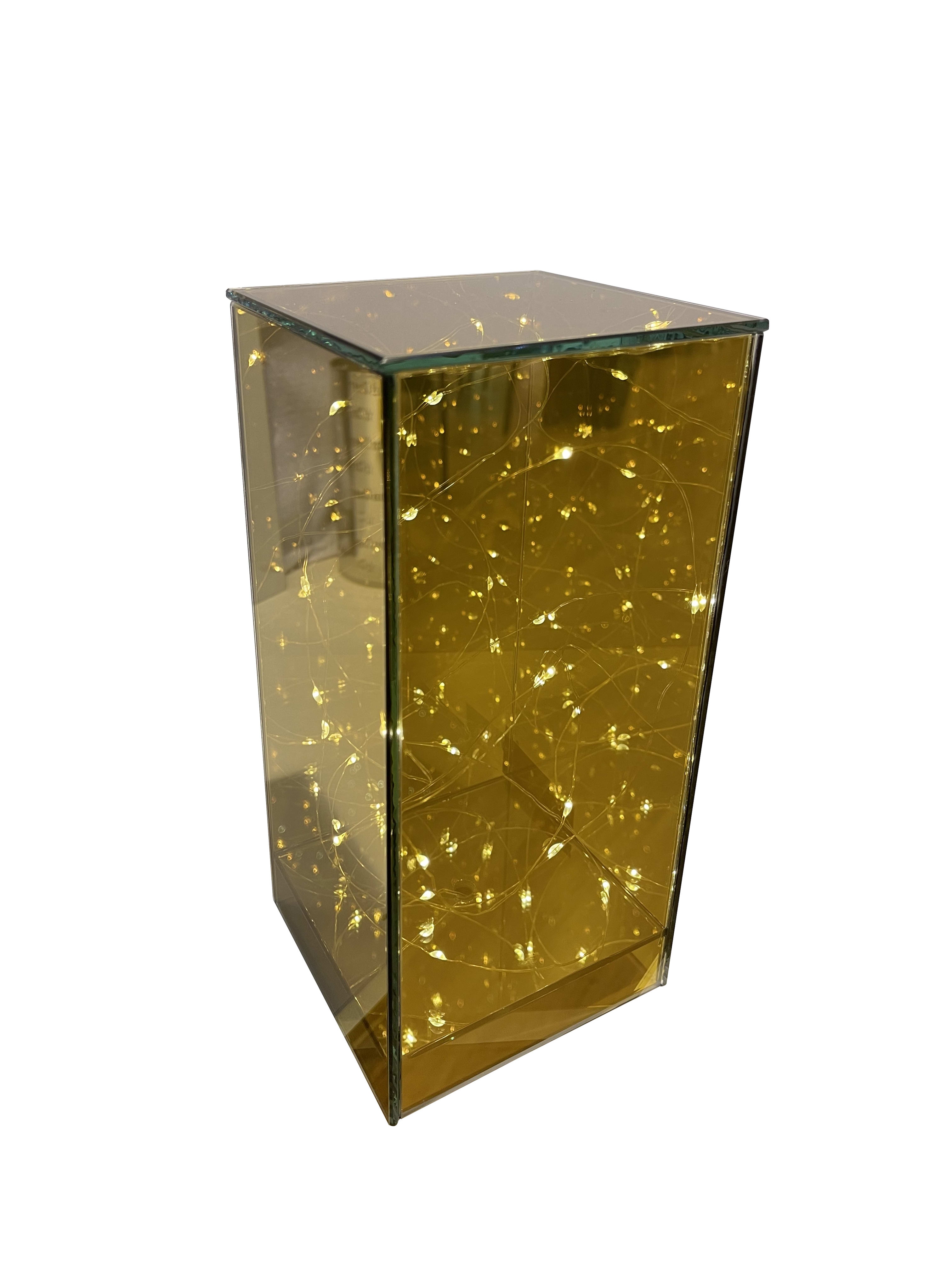 GIOCOPLAST NATALE - PRISMA VETRO GOLD DESIGN 15X10X10 CM CON GOCCE DI LED A BATTERIE
