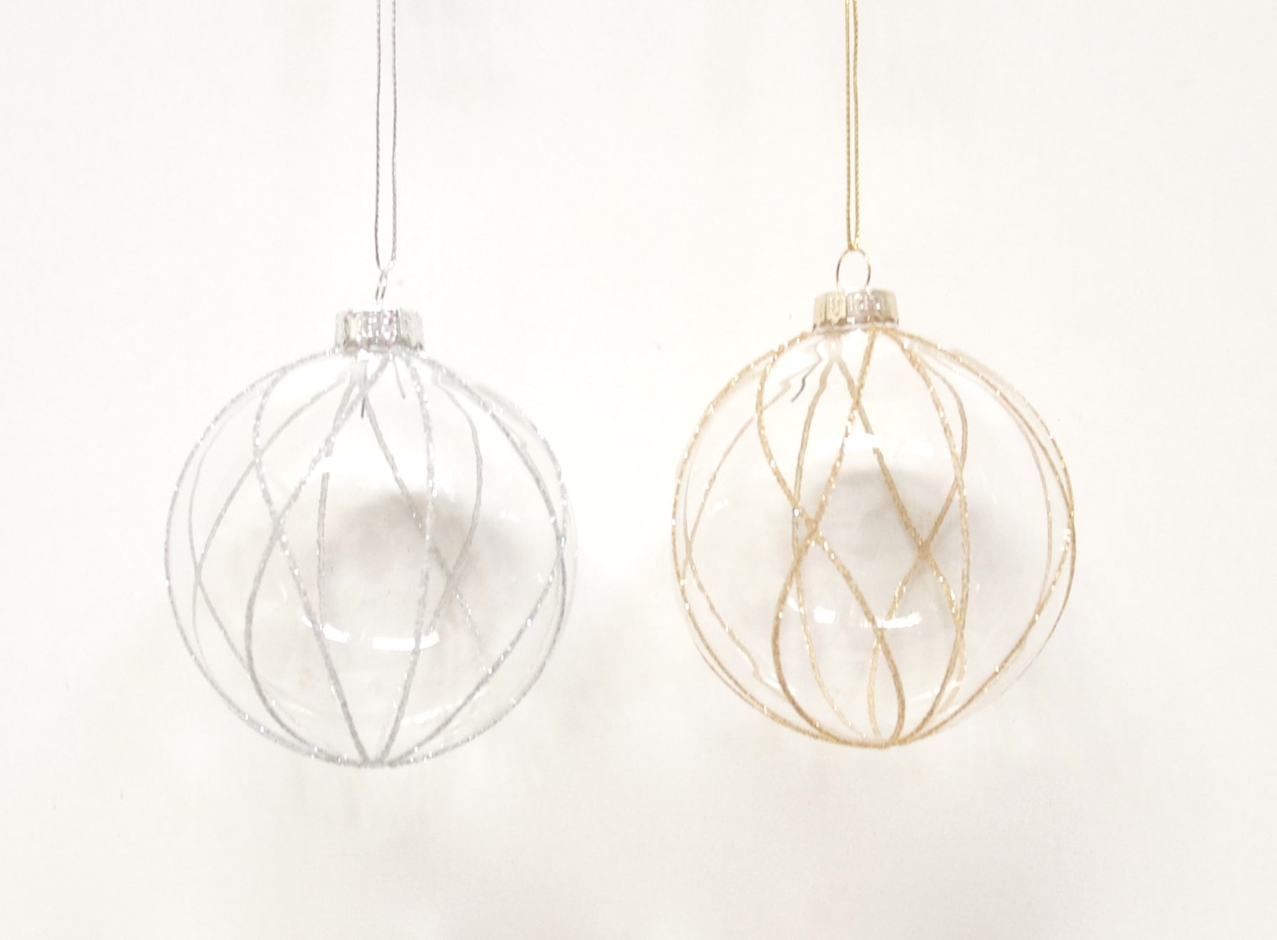 GIOCOPLAST NATALE - SFERA VETRO D.80 TRASPARENTE DECORO GLITTER - 2 ASS