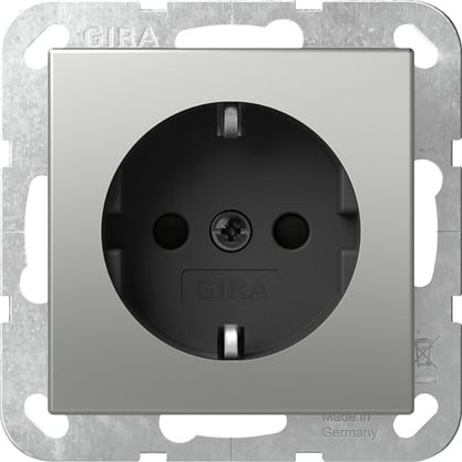 GIRA - PRESA SCHUKO SP