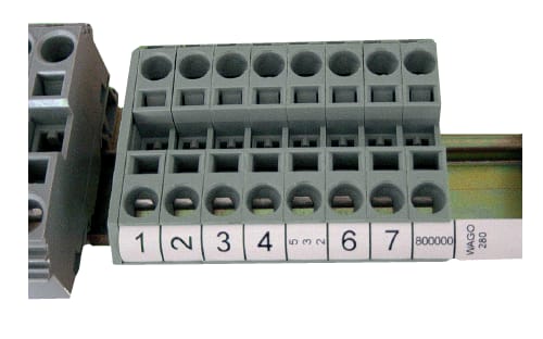 GRAFOPLAST - Striscia per Morsetti Phoenix ST in PVC 130 x 6,3 mm Bianco - confezione da 60 pezzi. Striscia sottile e flessibile da incastrare direttamente sui morsetti