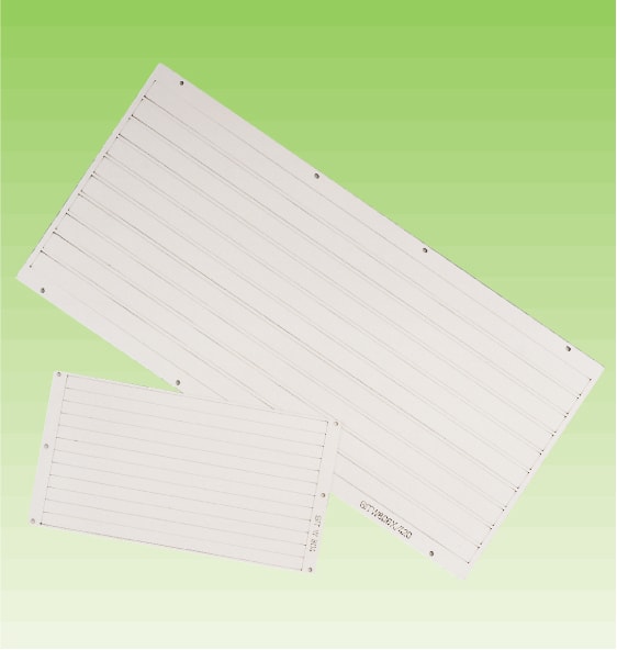 GRAFOPLAST - Striscia non adesiva Bianco 430x20 mm confezione da 36 pezzi. Consentono di identificare componenti in serie all'esterno dei quadri; indicate specificatamente per il quadro di distribuzione. Da inserire nei binari SIT0B