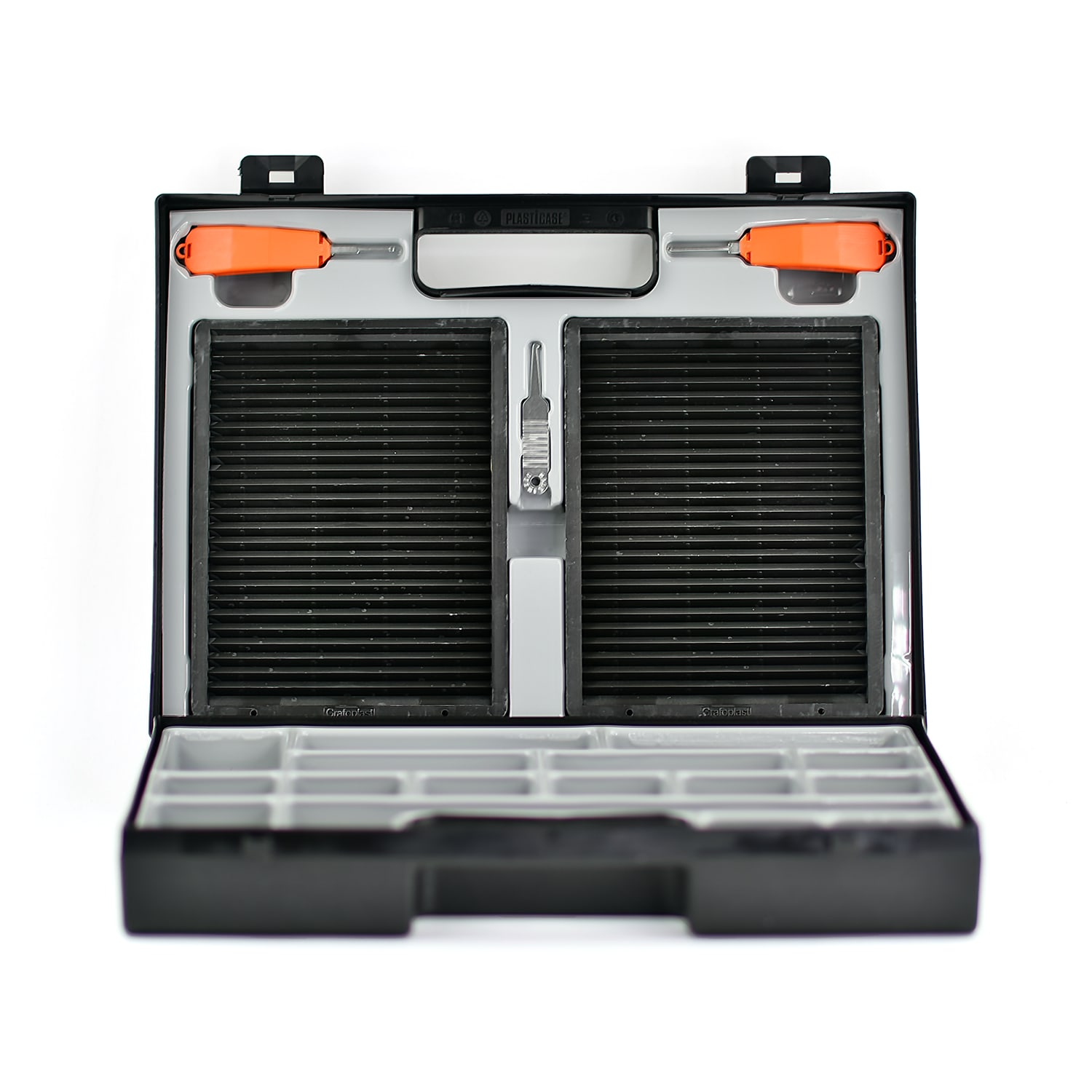 GRAFOPLAST - Trasp Case contenente 2 linguette di metallo con manico, 1 uncino, 2 cartelliere , 1 valigetta 050A